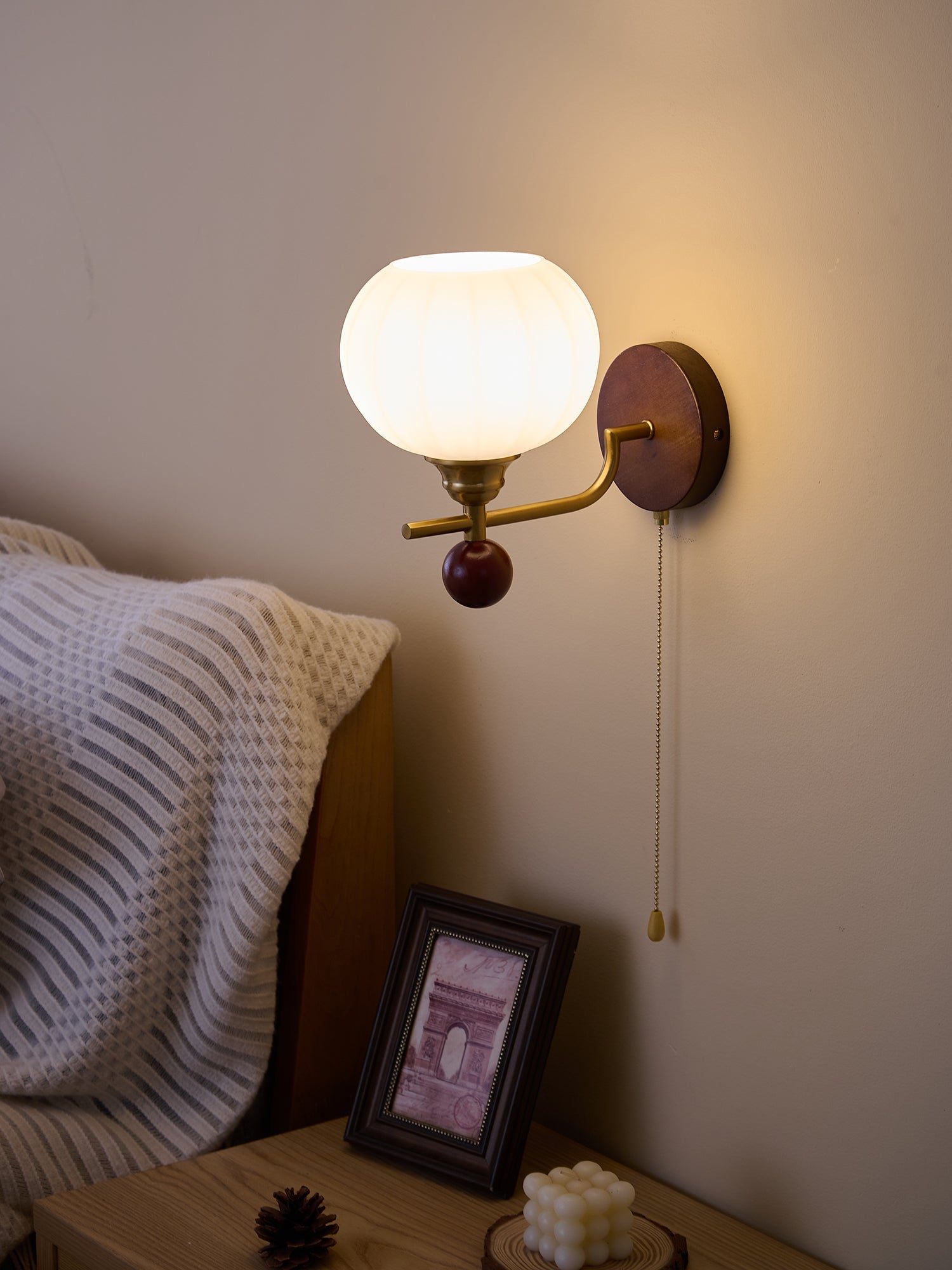Bobble Applique Murale en Verre et Bois Premium - Neutralighting
