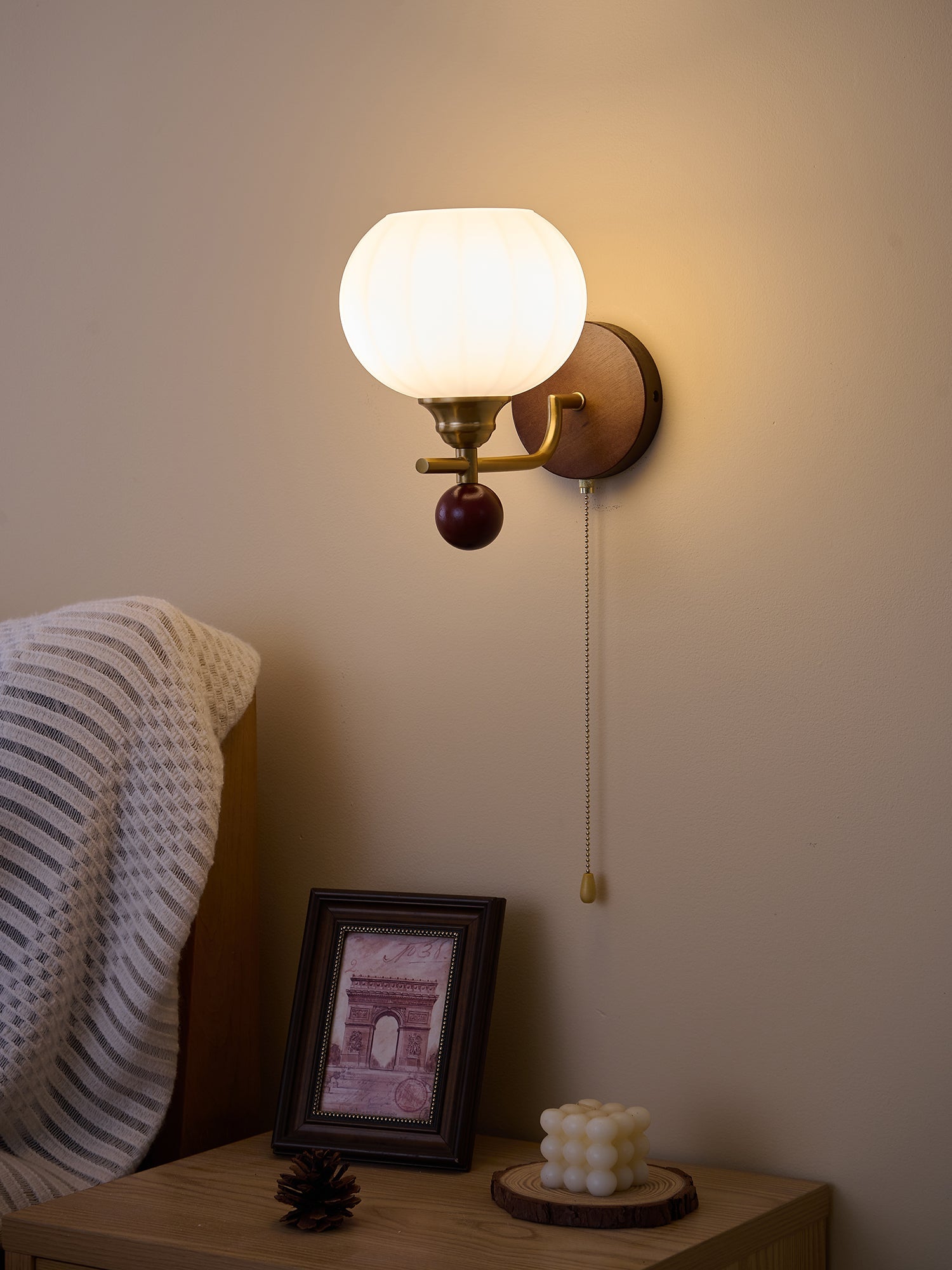 Bobble Applique Murale en Verre et Bois Premium - Neutralighting