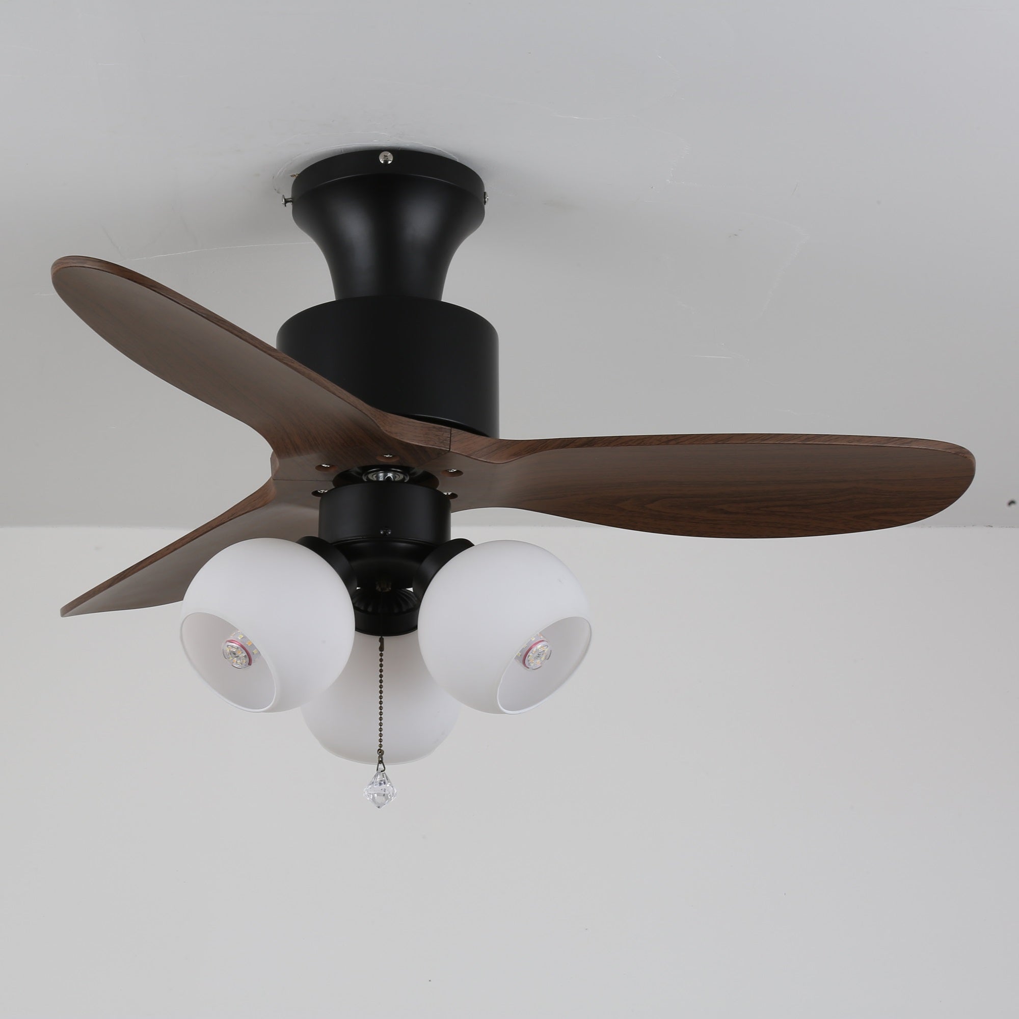 Plafonnier ventilateur Gwen en verre vintage