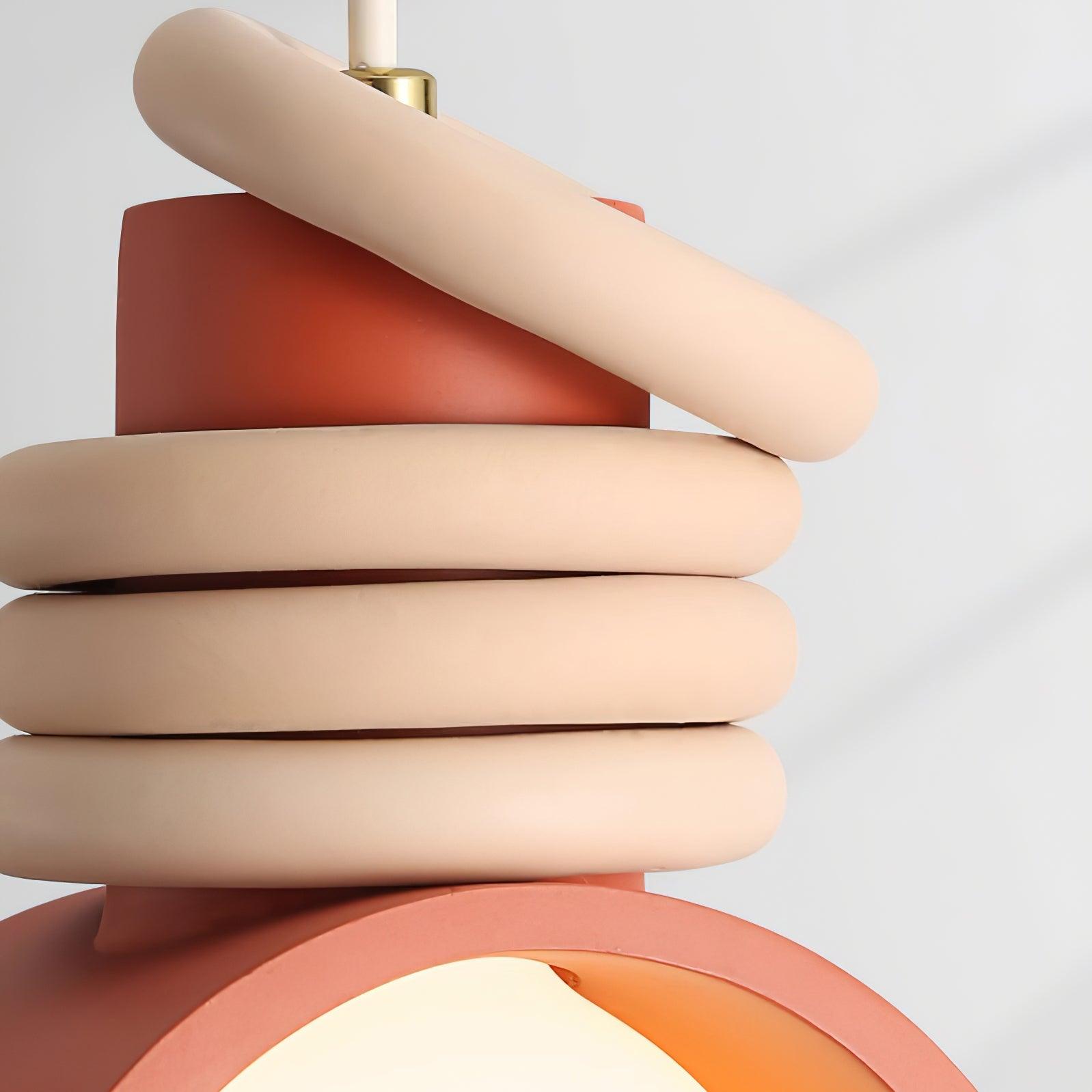Elysin Une suspension avec globe en verre réchauffe les salles à manger Artistiques - Neutralighting