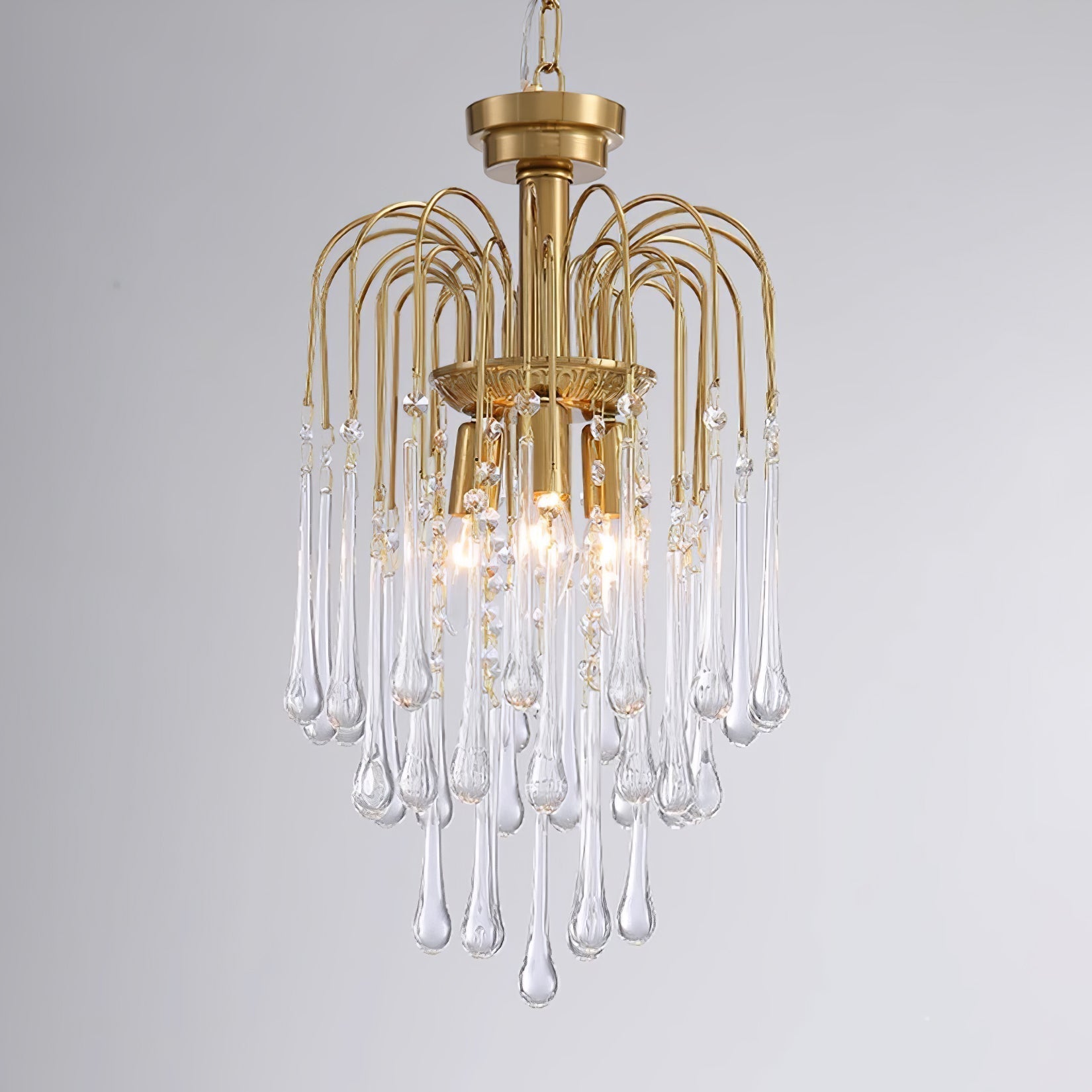 Lustra Chandelier Bras Dorés et Cristal - Neutralighting