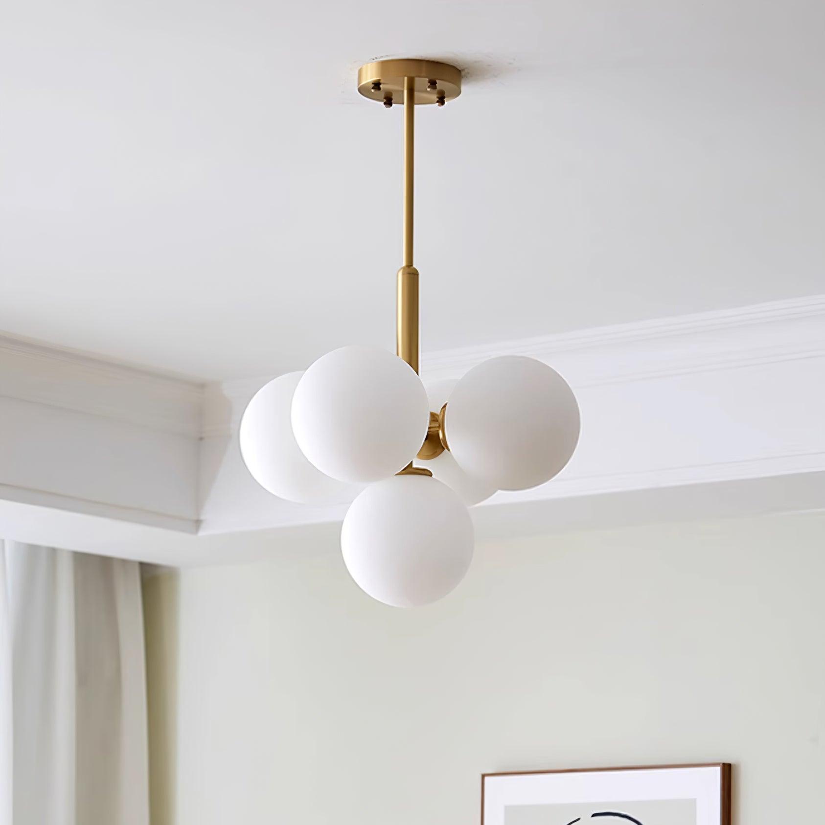 Lustre Globe en Verre Cluster Cadre en Laiton Moderne Minimaliste pour Maison - Neutralighting