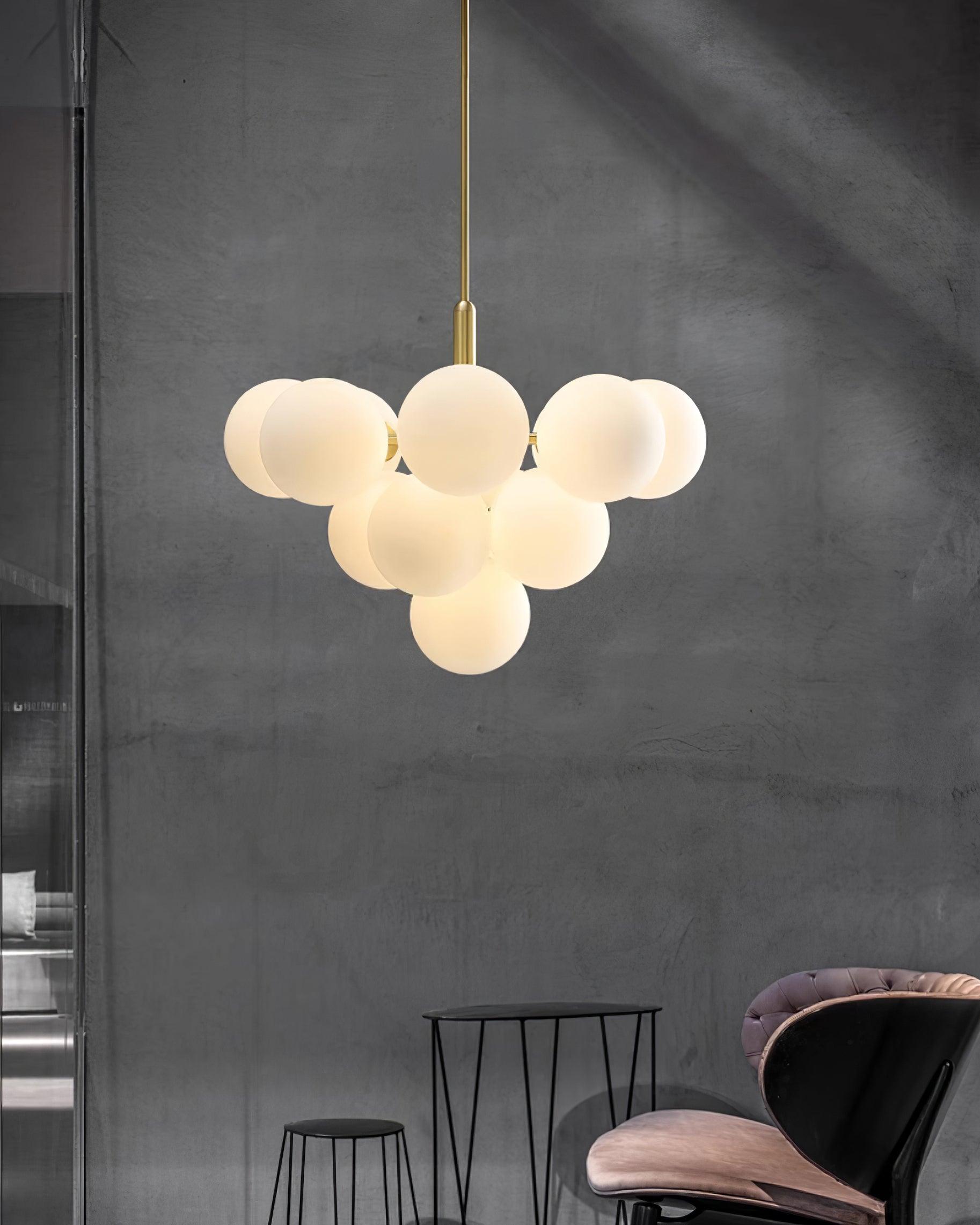 Lustre Globe en Verre Cluster Cadre en Laiton Moderne Minimaliste pour Maison - Neutralighting