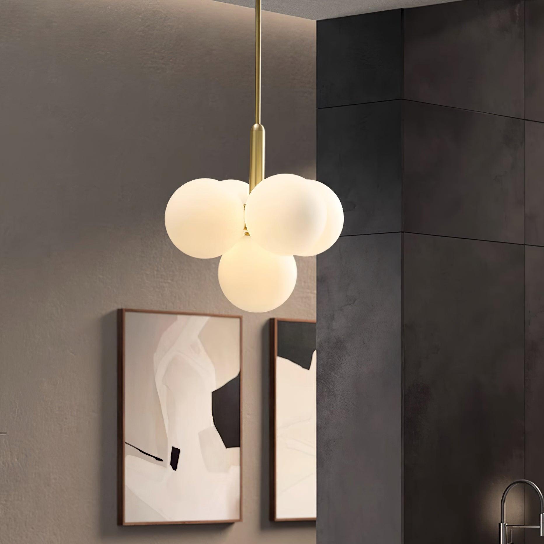 Lustre Globe en Verre Cluster Cadre en Laiton Moderne Minimaliste pour Maison - Neutralighting