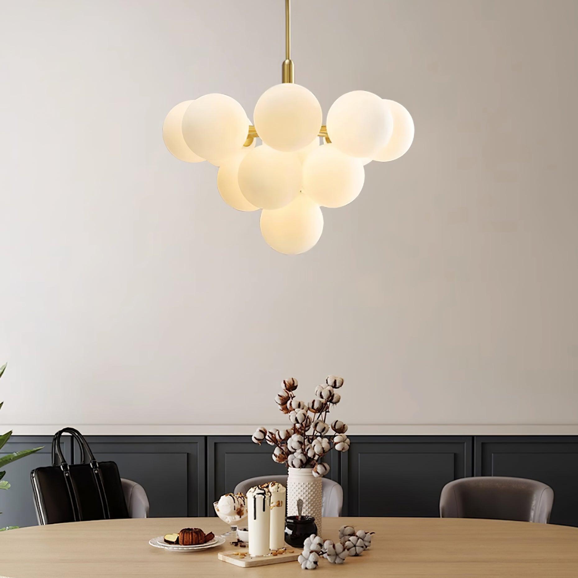 Lustre Globe en Verre Cluster Cadre en Laiton Moderne Minimaliste pour Maison - Neutralighting