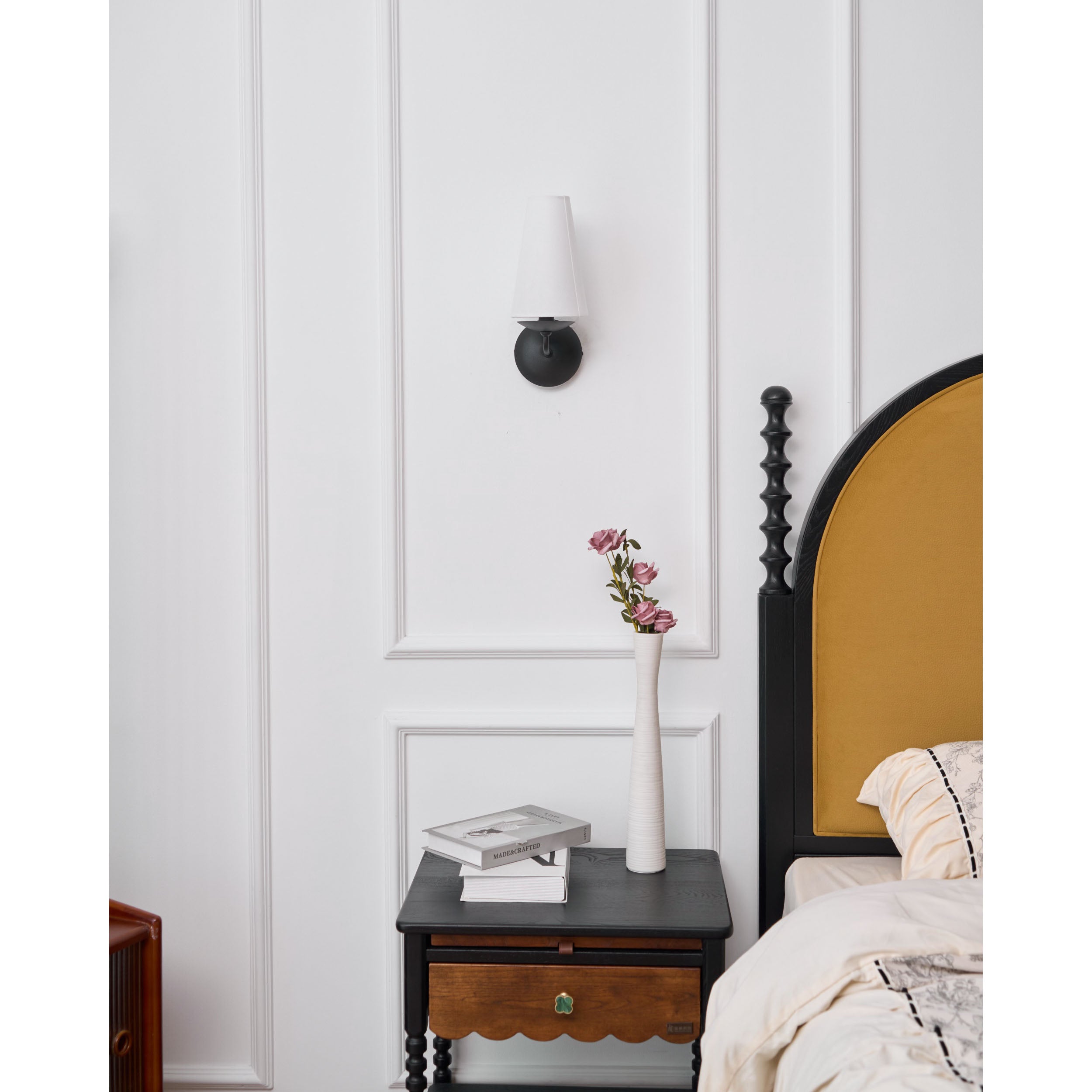 Avraee Applique Murale Laiton Tissu Minimaliste Moderne - Neutralighting