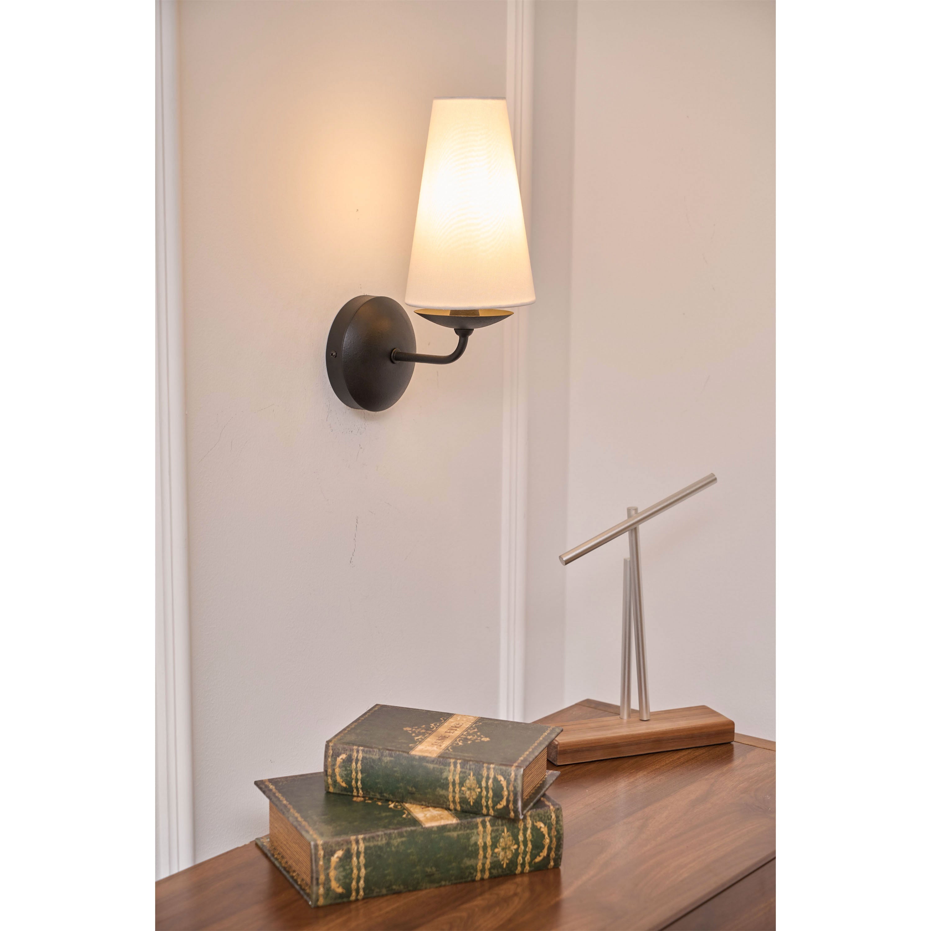 Avraee Applique Murale Laiton Tissu Minimaliste Moderne - Neutralighting