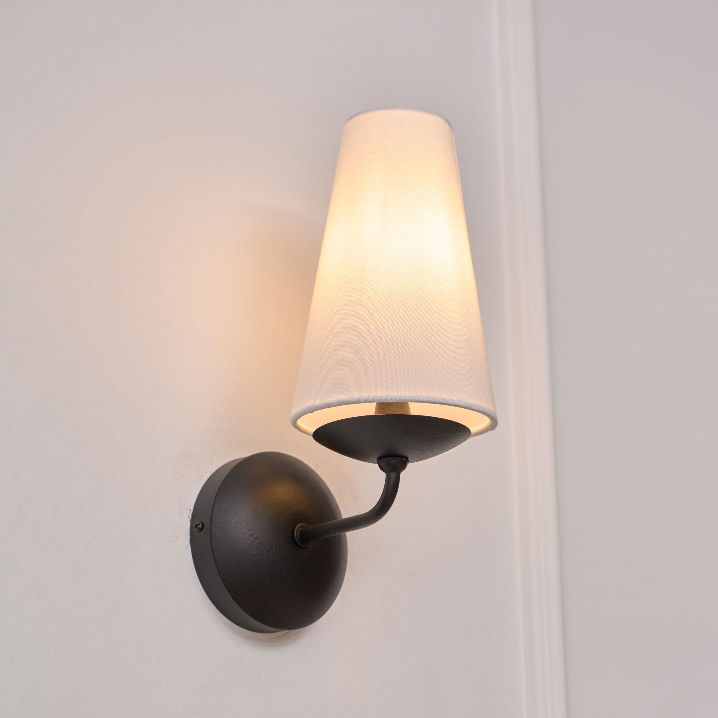 Avraee Applique Murale Laiton Tissu Minimaliste Moderne - Neutralighting
