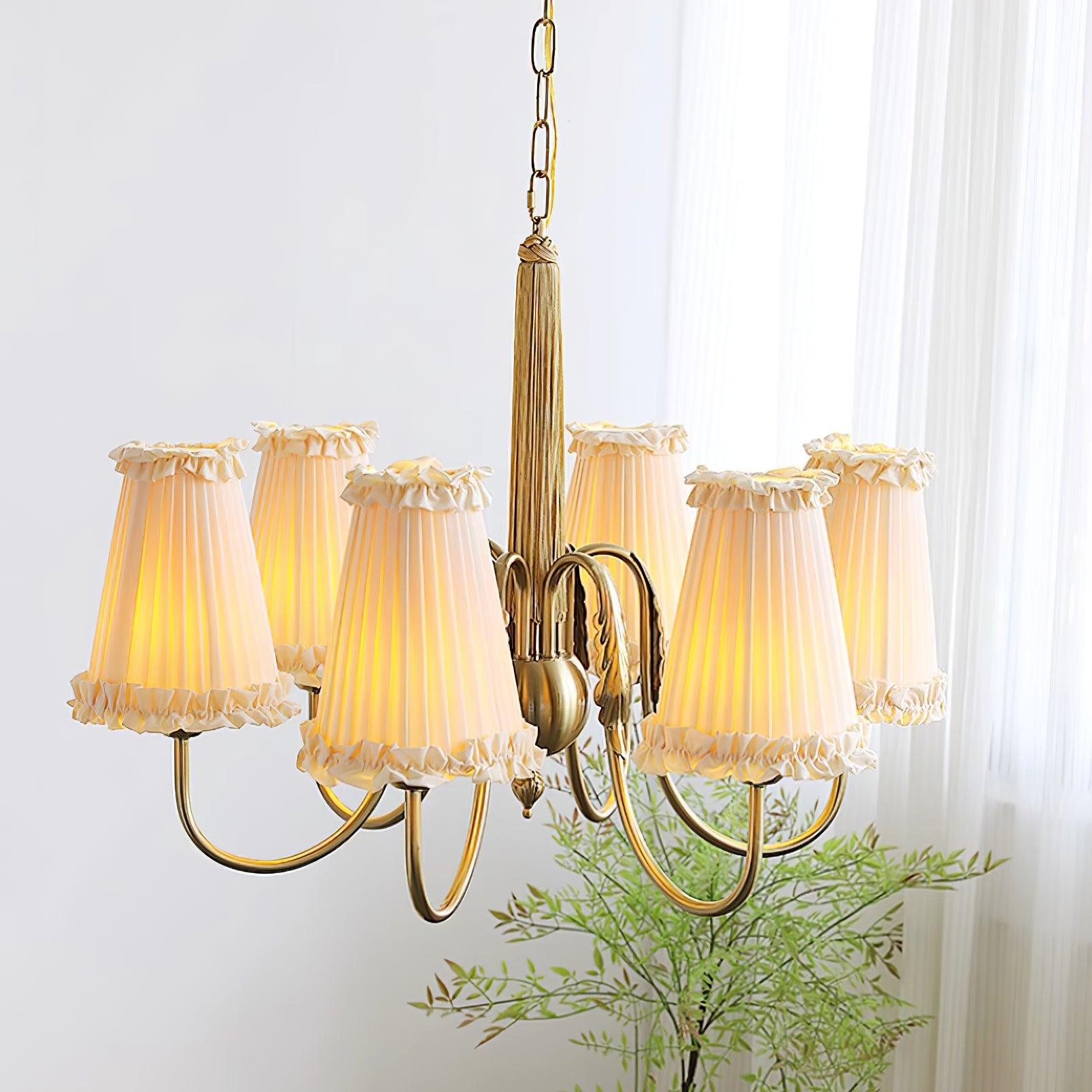 Faylin Lustre Vintage en Laiton avec Abat-jours Plissés - Neutralighting