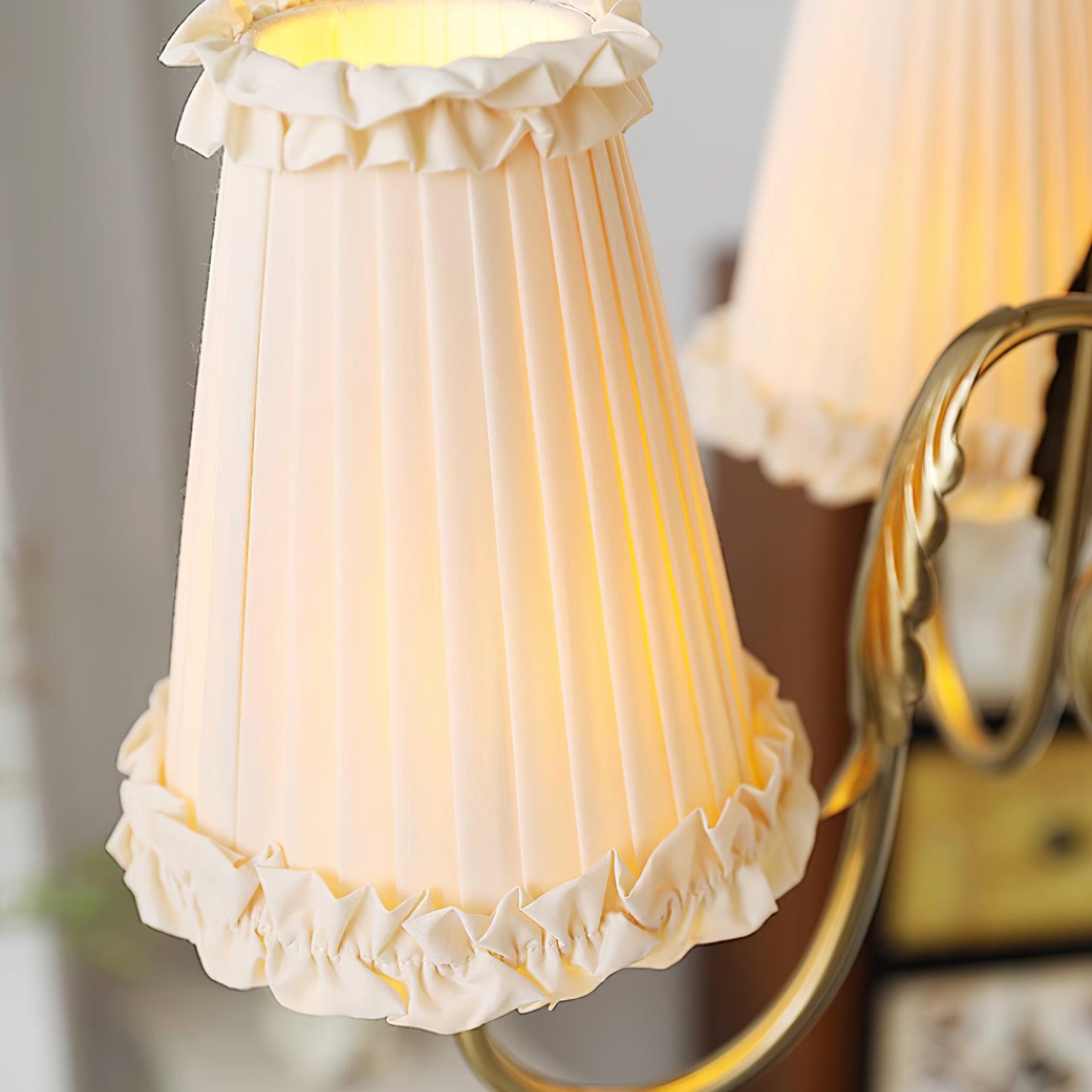 Faylin Lustre Vintage en Laiton avec Abat-jours Plissés - Neutralighting