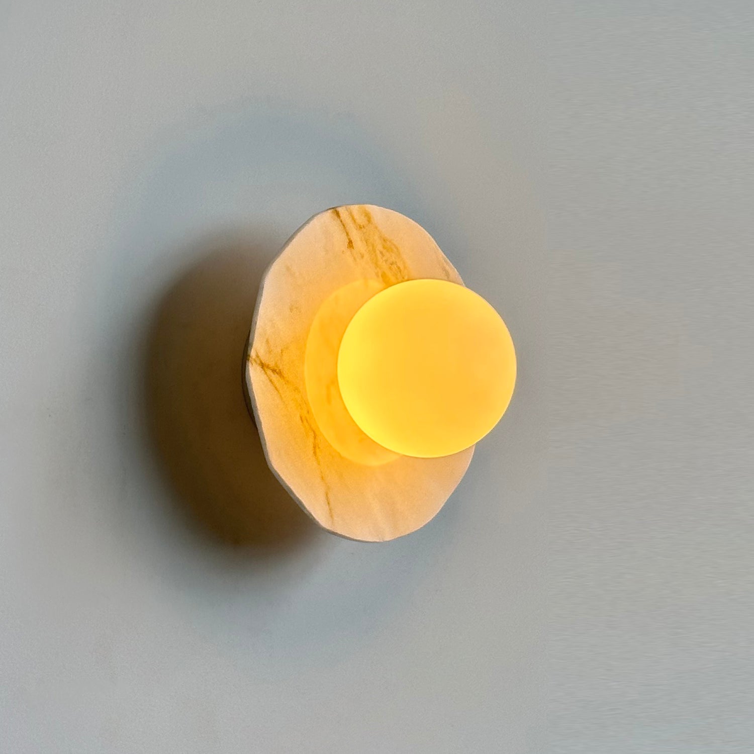 Meza Applique Murale Plaque de Marbre Globe Dépoli - Neutralighting