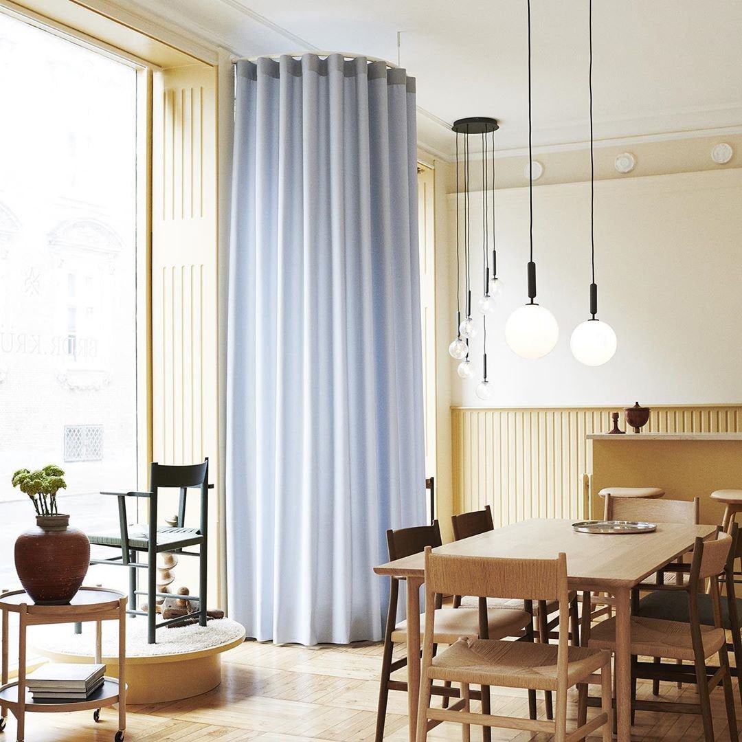 Azorila Suspension moderne minimaliste en laiton et verre - Neutralighting