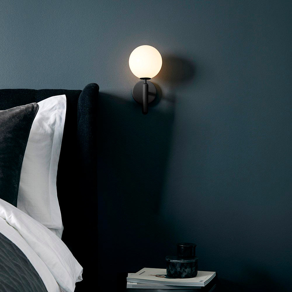 Lustra Wall Lamp Plug In Glass Globe Nordic - Neutralighting