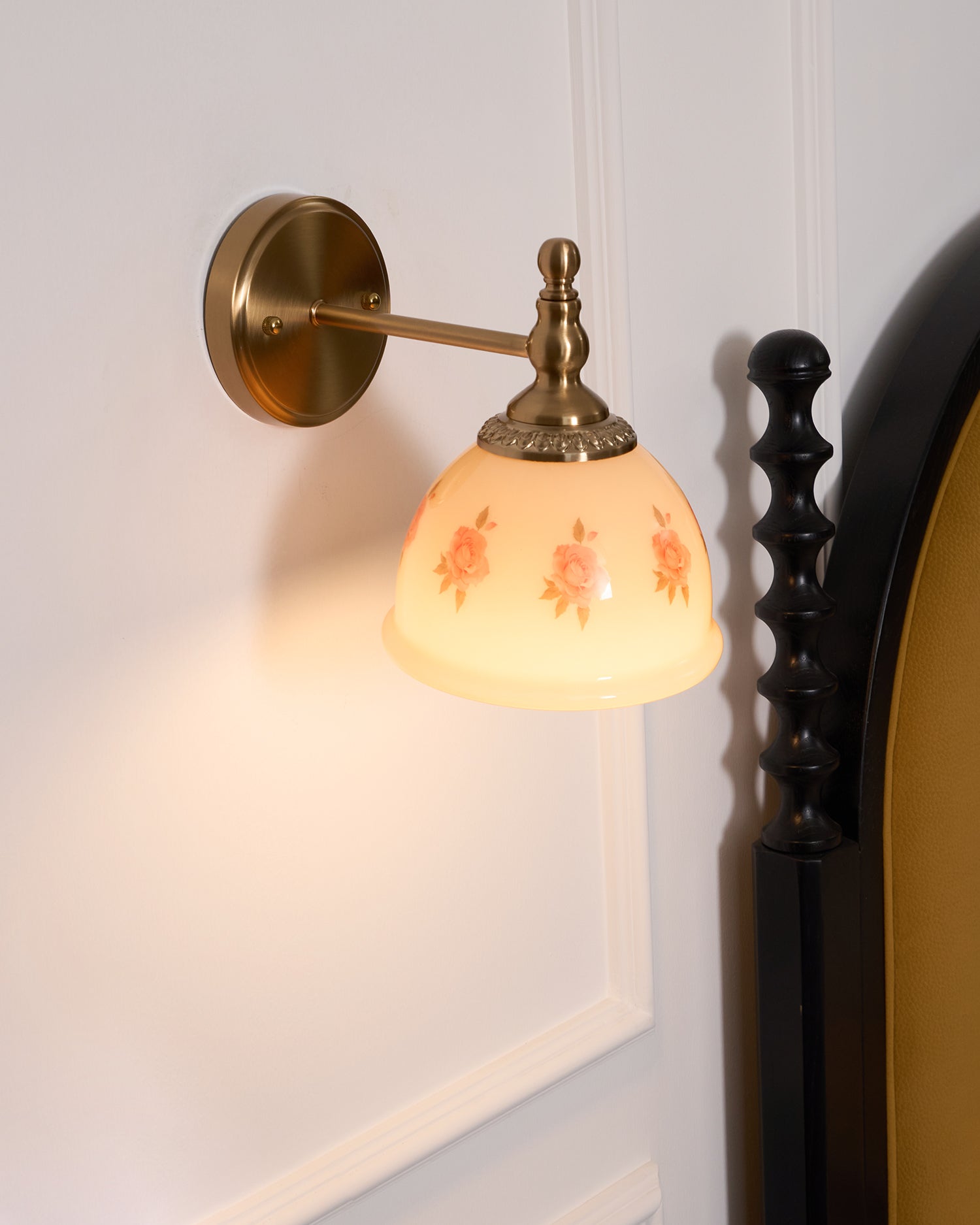 Mishya Applique Murale en Verre Floral - Neutralighting