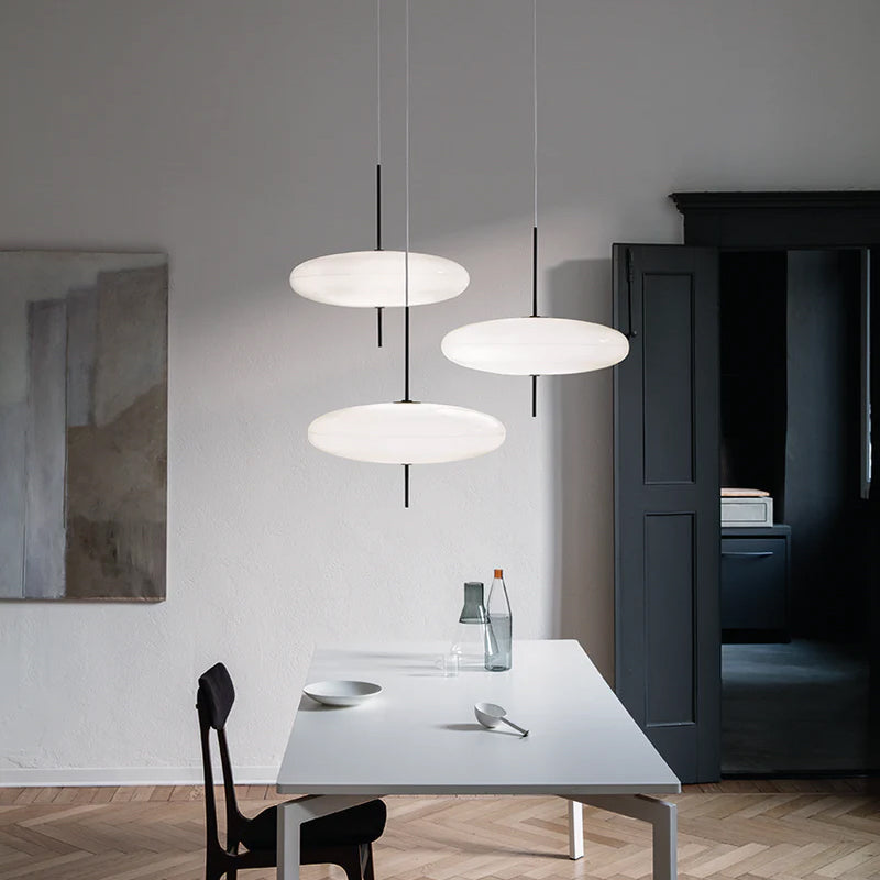 Lustra Suspension Noir Peint Réuni pour Salon - Neutralighting