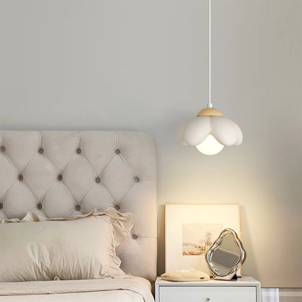 Valentina Moderne Minimaliste Fleurs LED Suspension Chambre à Coucher - Neutralighting