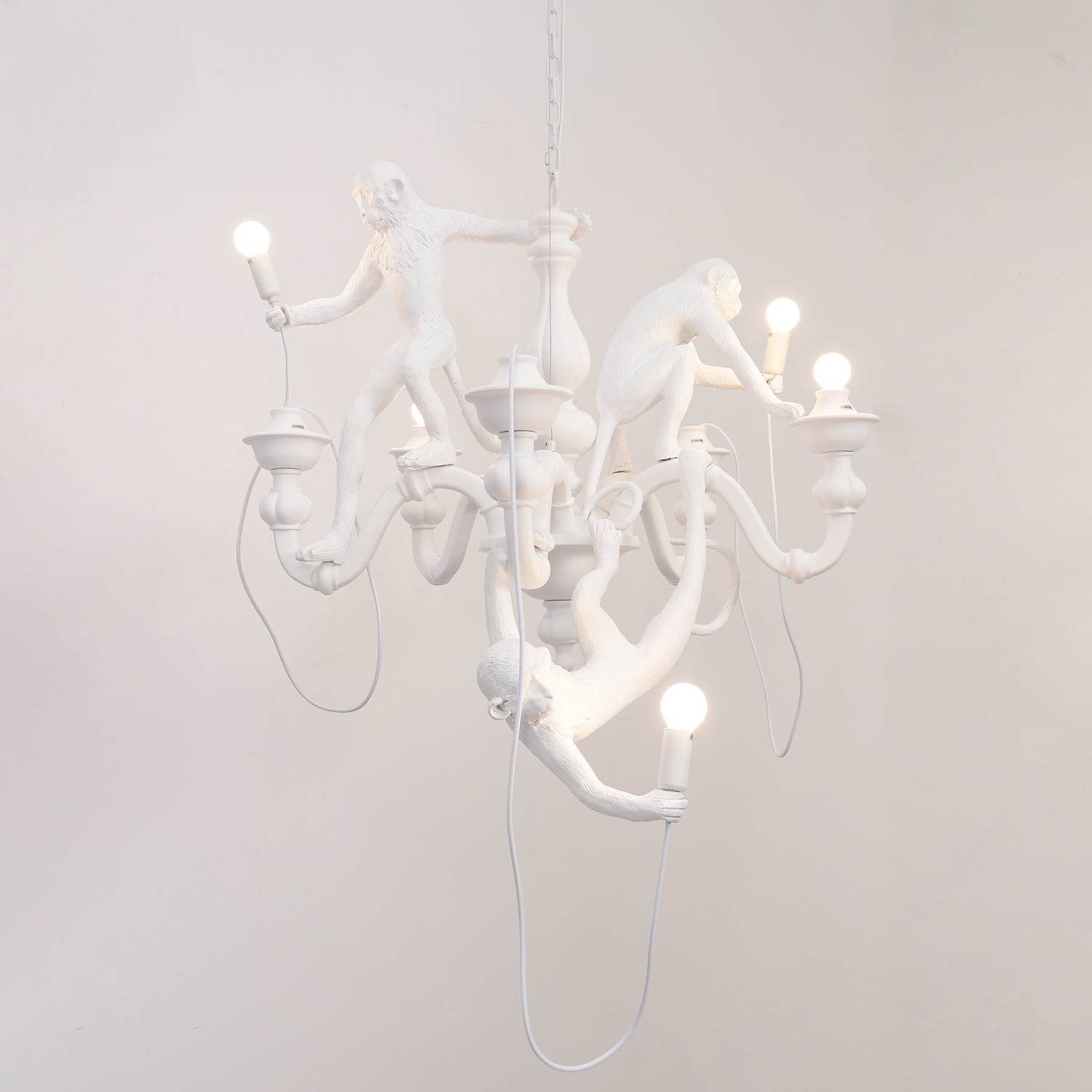 Lustra Chandelier Singe Noir Sculpture Ludique - Neutralighting