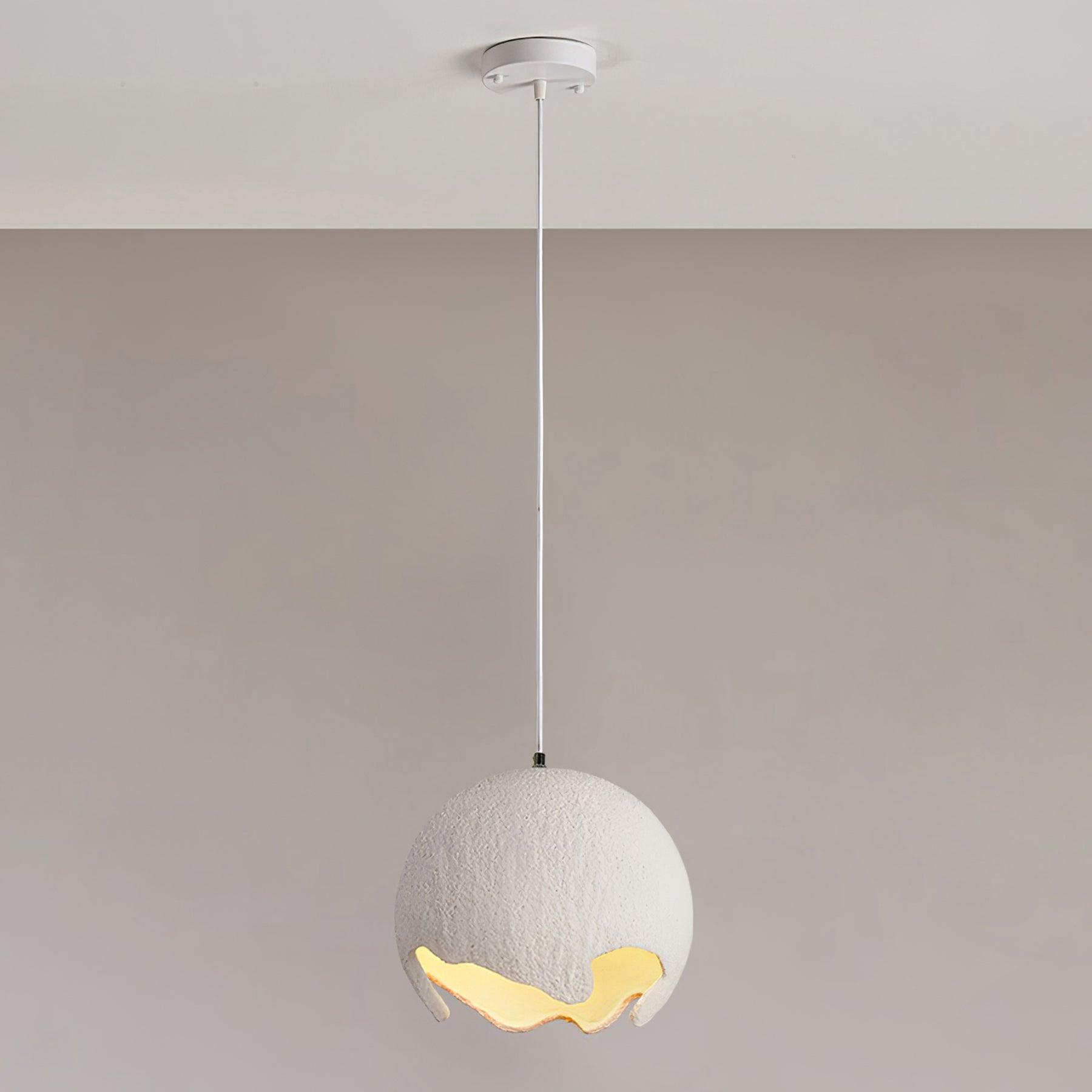 Moon Suspension Crater en Résine Curvilinéaire Minimaliste - Neutralighting