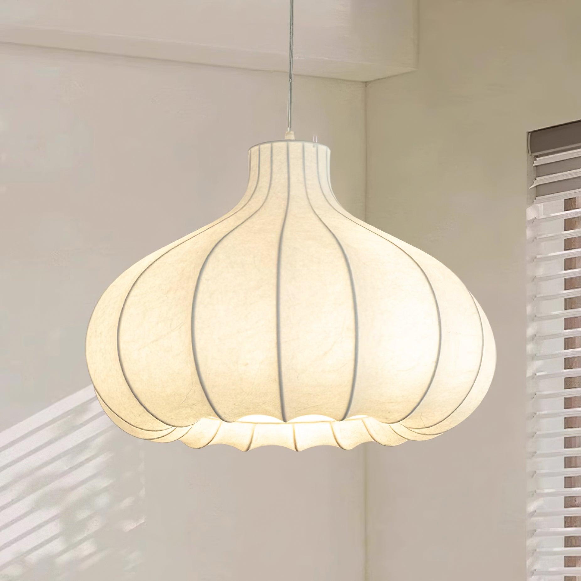 Silky Suspension avec Abat-jour en Soie Plissée Blanc Elégant - Neutralighting