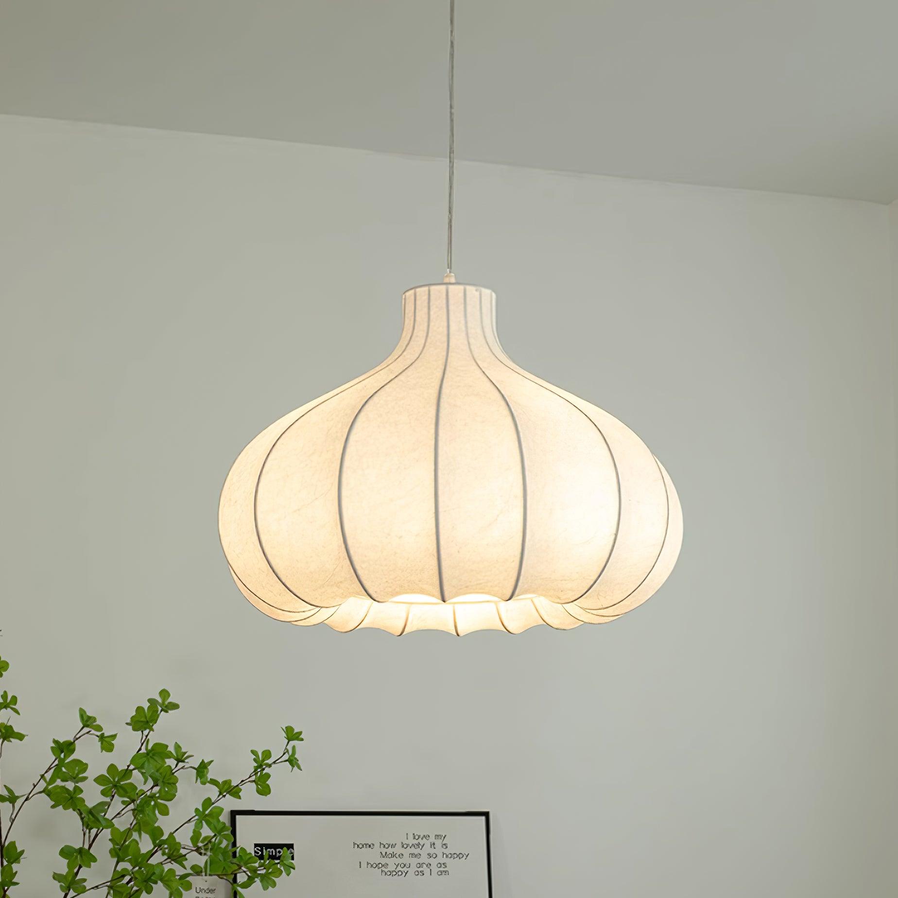 Silky Suspension avec Abat-jour en Soie Plissée Blanc Elégant - Neutralighting