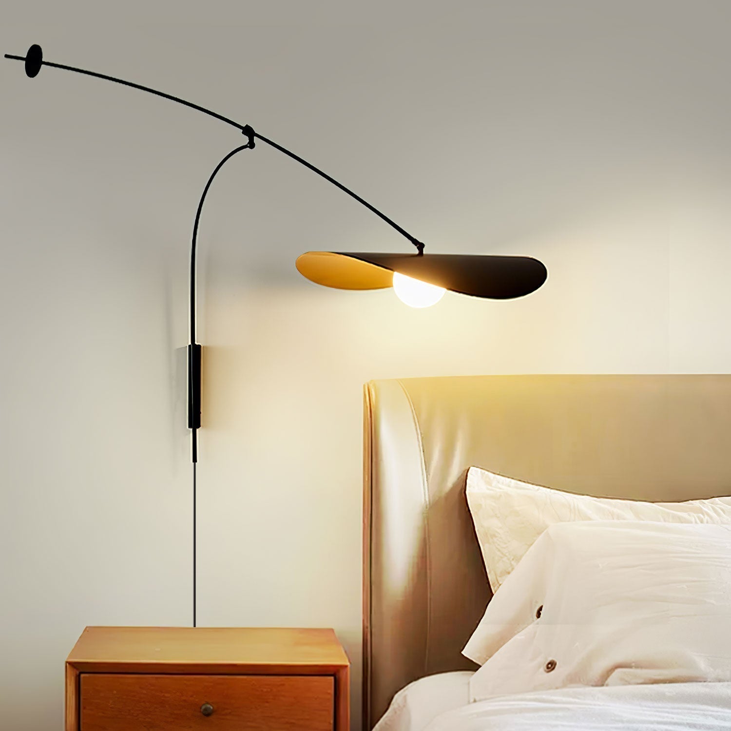 Embise Glass Minimalist Wall Lamp - Neutralighting