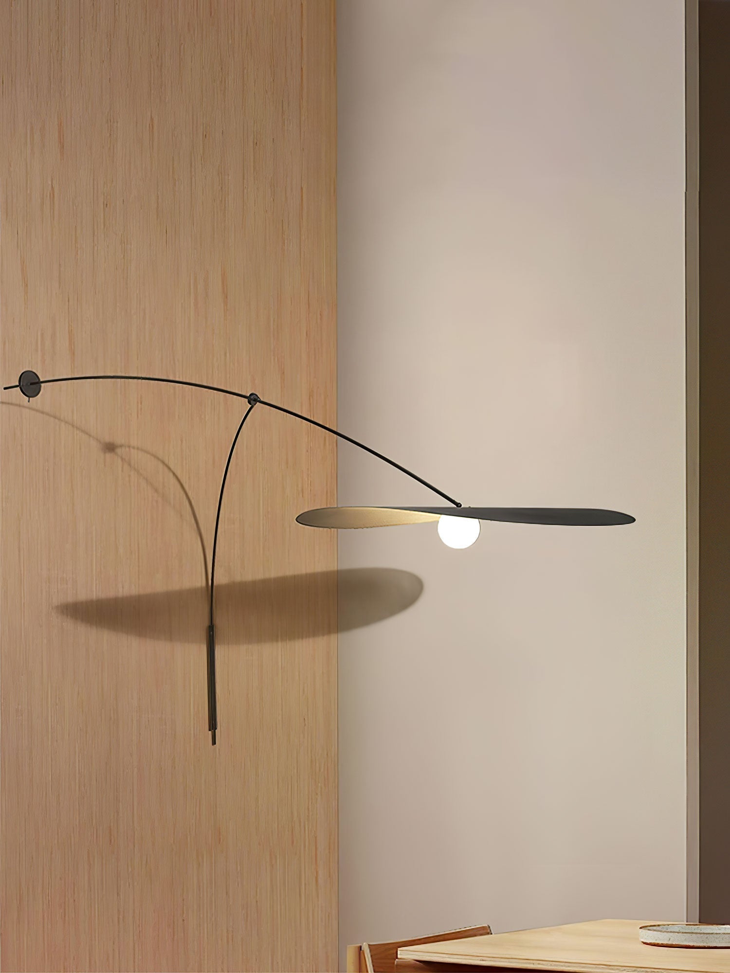 Embise Glass Minimalist Wall Lamp - Neutralighting