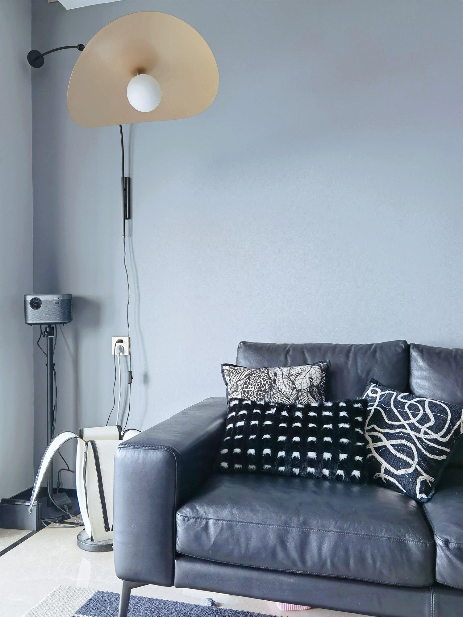 Embise Glass Minimalist Wall Lamp - Neutralighting