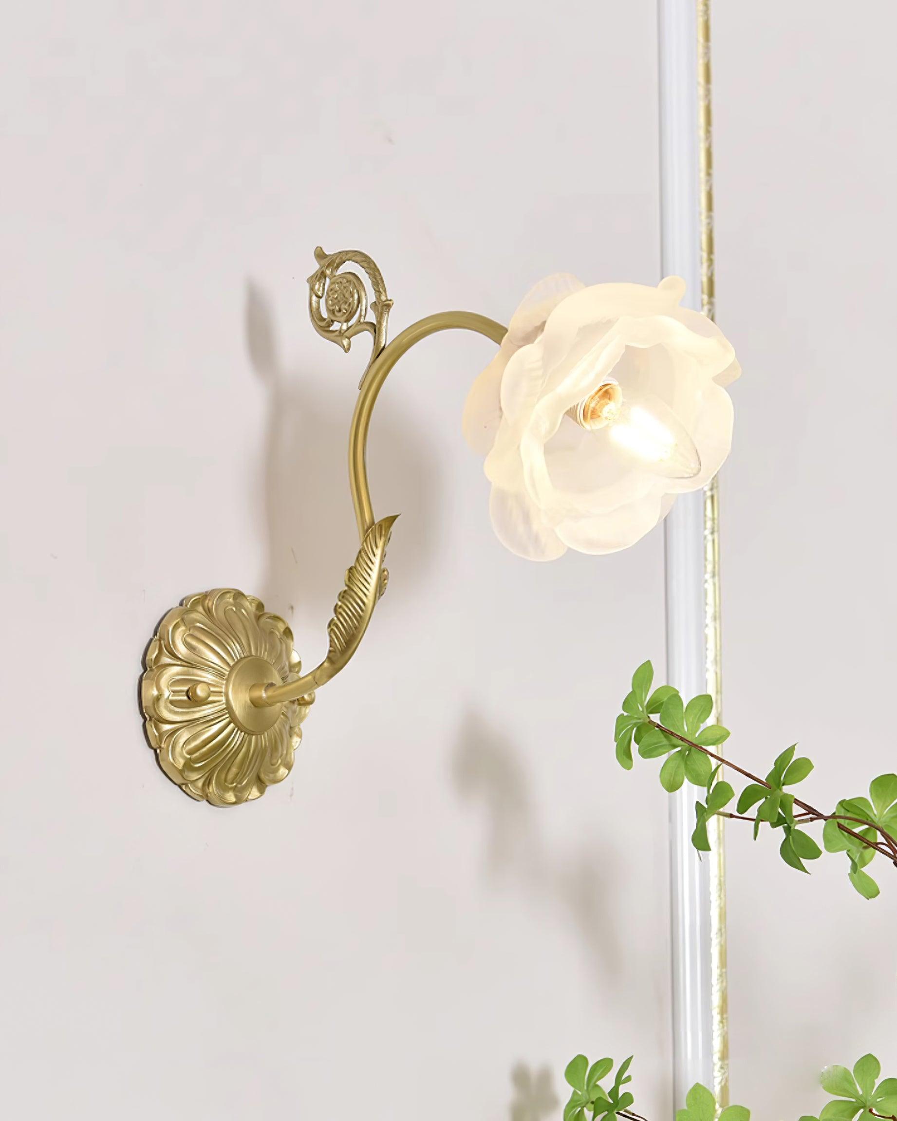 Neiman Applique Murale Volant Rose - Neutralighting