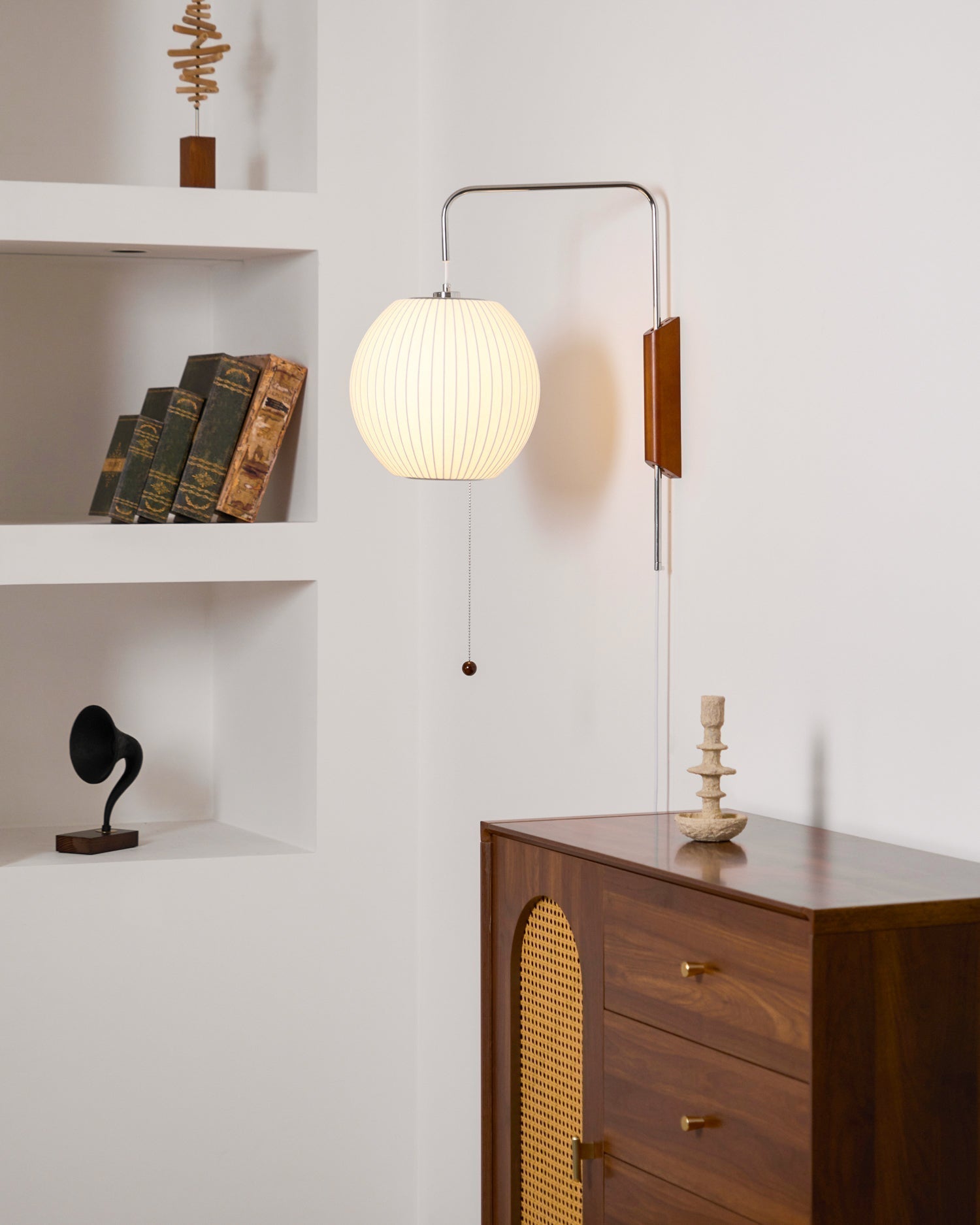 Lustra Wall Sconce Walnut Ball - Neutralighting