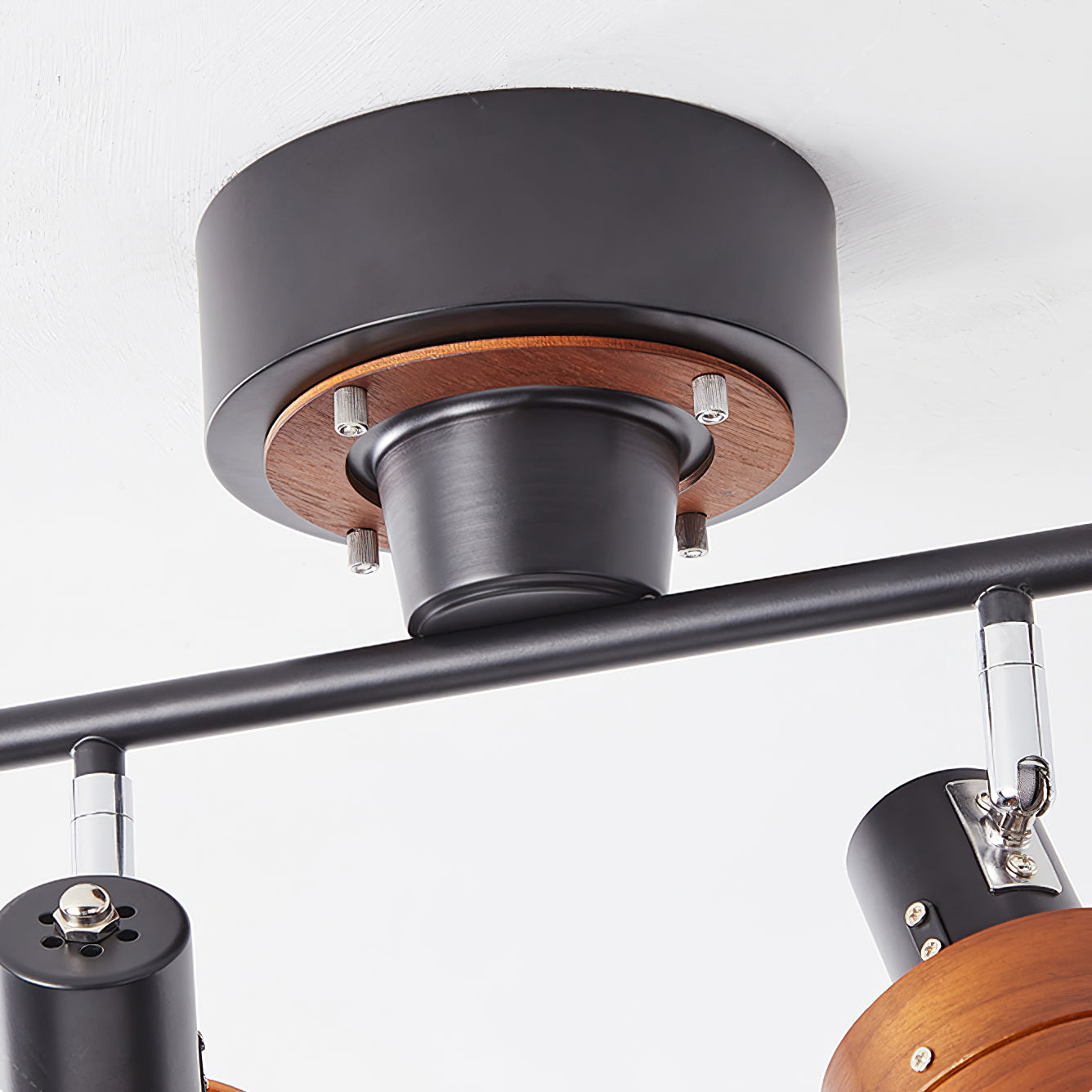 Esorila Plafonnier Nordique Cylindrique à 4 Spots Métalliques - Neutralighting