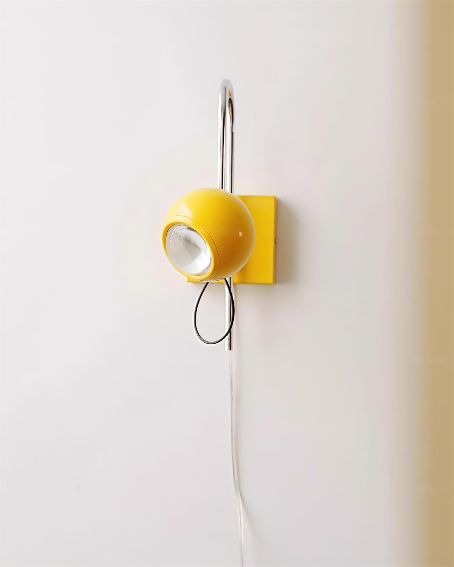 Nova Dot Lampe Murale Rétro-Futuriste - Neutralighting