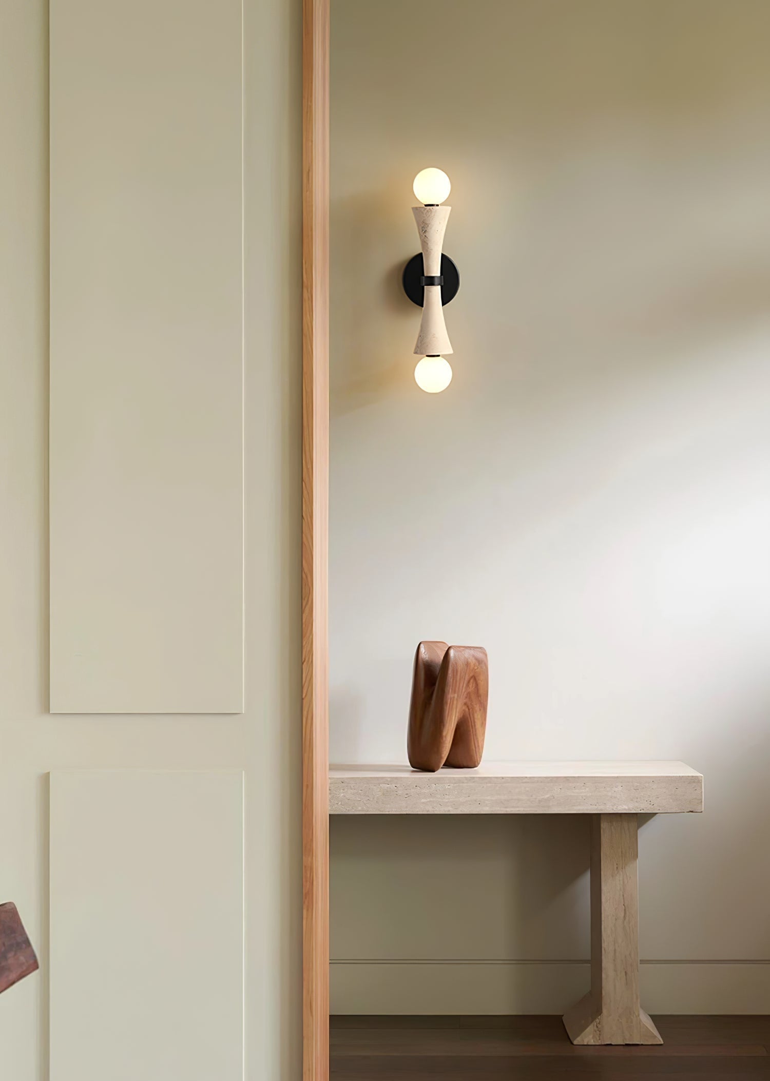 Oloriel Applique Murale Sculpturale en Travertin Élégante - Neutralighting