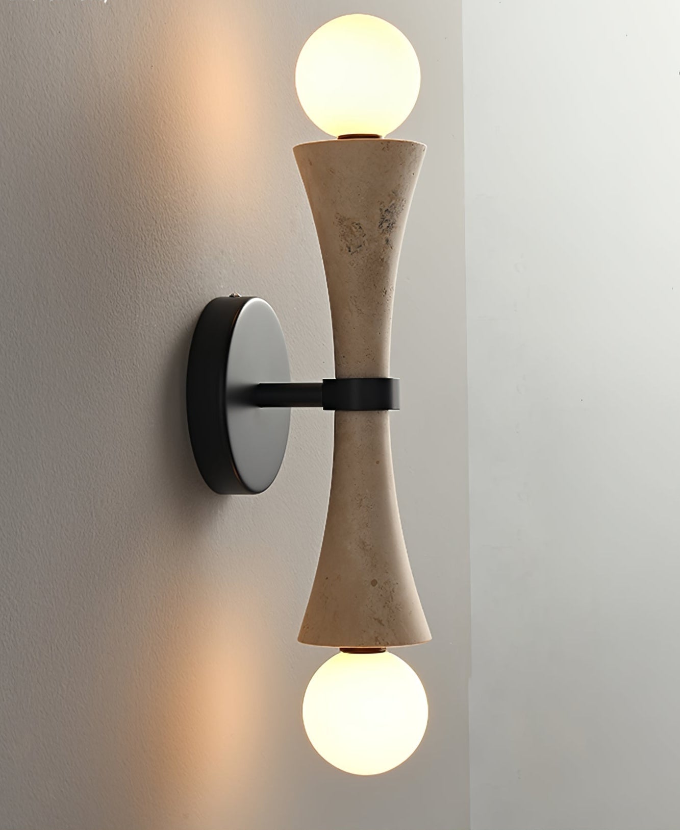 Oloriel Applique Murale Sculpturale en Travertin Élégante - Neutralighting