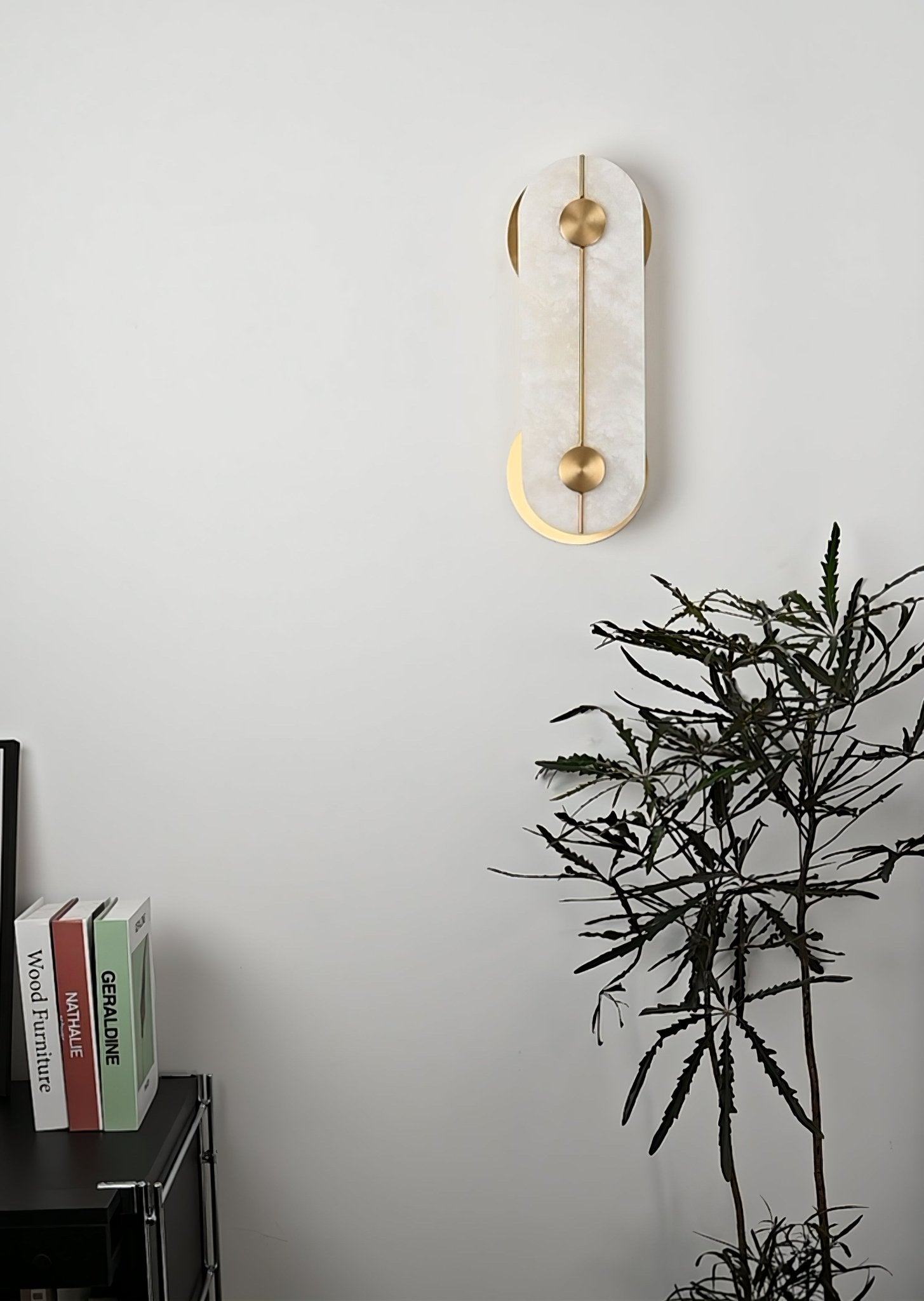 Selene Applique Murale Moderne en Albâtre et Laiton - Neutralighting