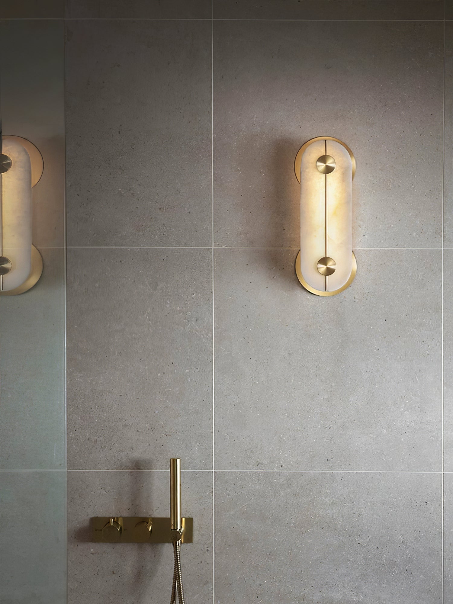 Selene Applique Murale Moderne en Albâtre et Laiton - Neutralighting