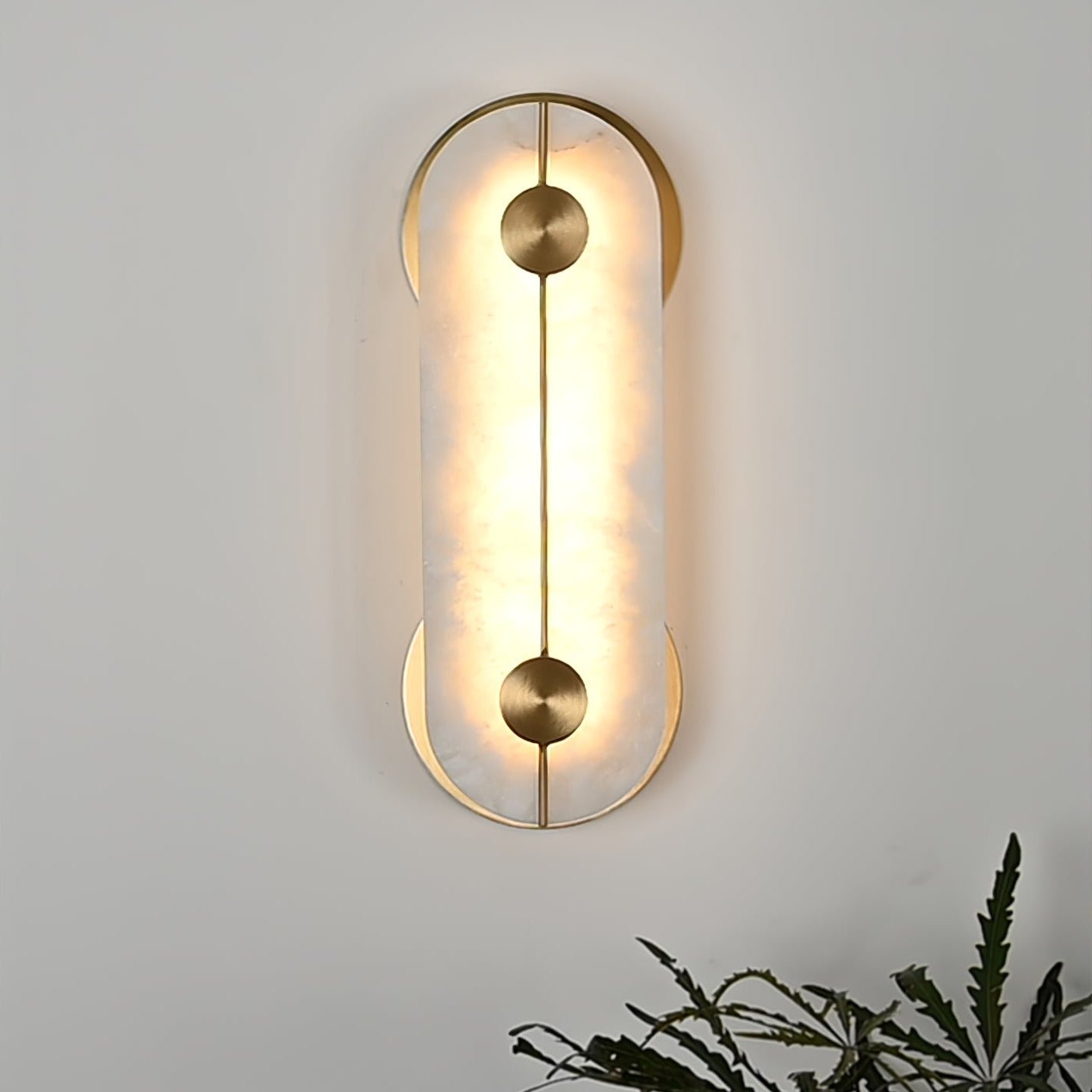 Selene Applique Murale Moderne en Albâtre et Laiton - Neutralighting