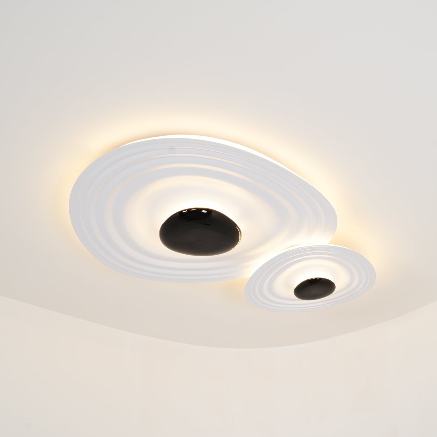 Solara Plafonnier Ripple Ring Sculptural Moderne - Neutralighting