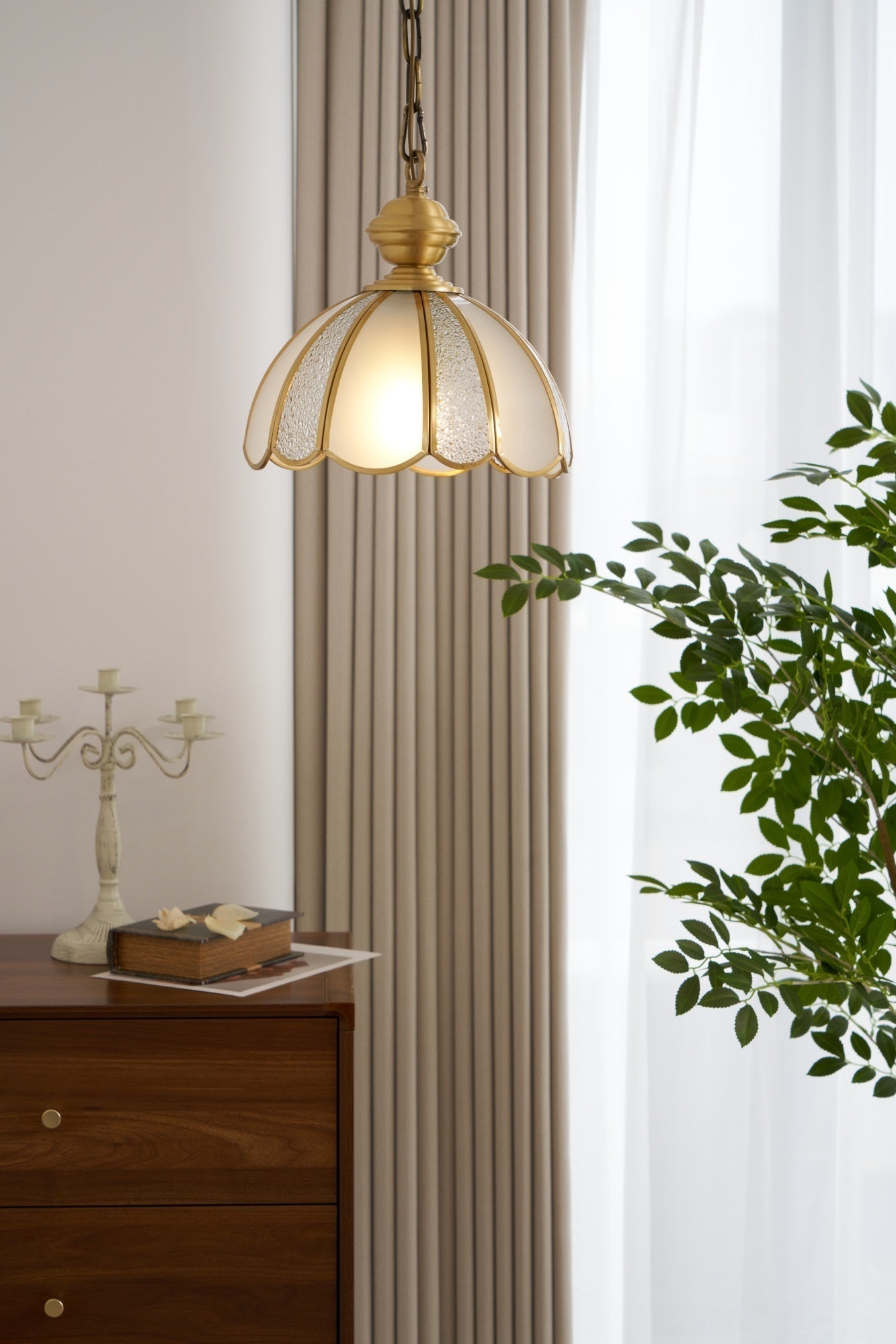 Ophaan Lampe Pendante Traditionnelle en Laiton et Verre Art - Neutralighting