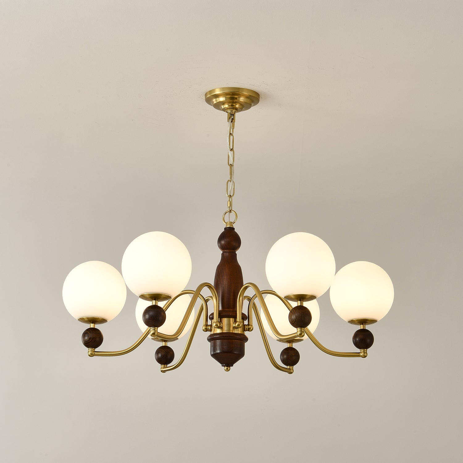 Ornate Heritage Chandelier - Blowlighting