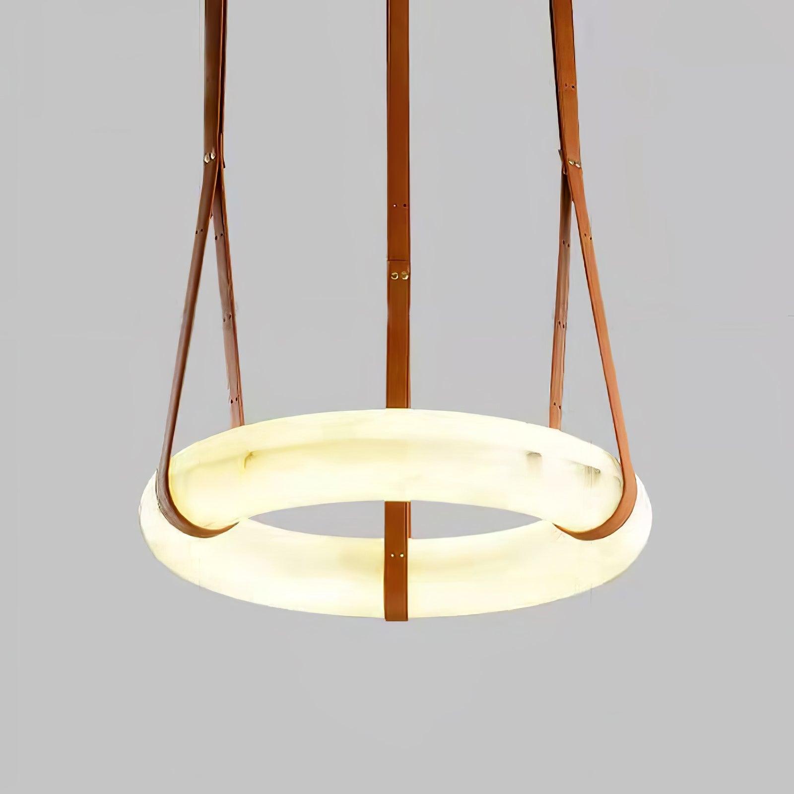 Luste Chandeliers en Albâtre Anneau Sangle en Cuir Version A - Neutralighting