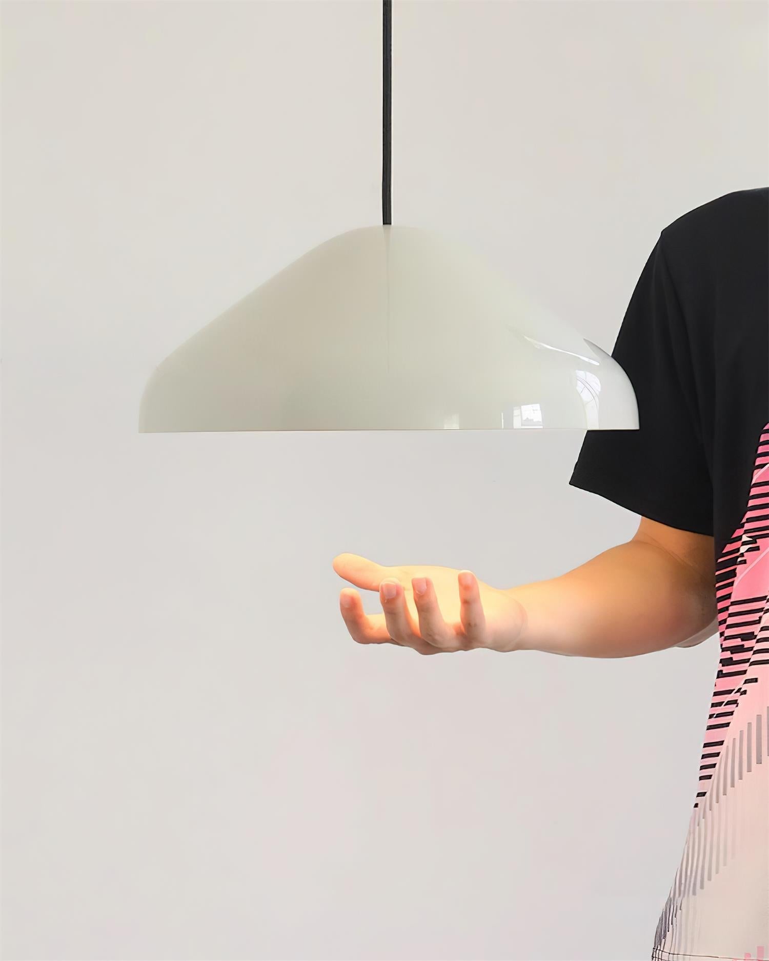 PAO Suspension Lampe Alliage d'Aluminium Conique LED - Neutralighting
