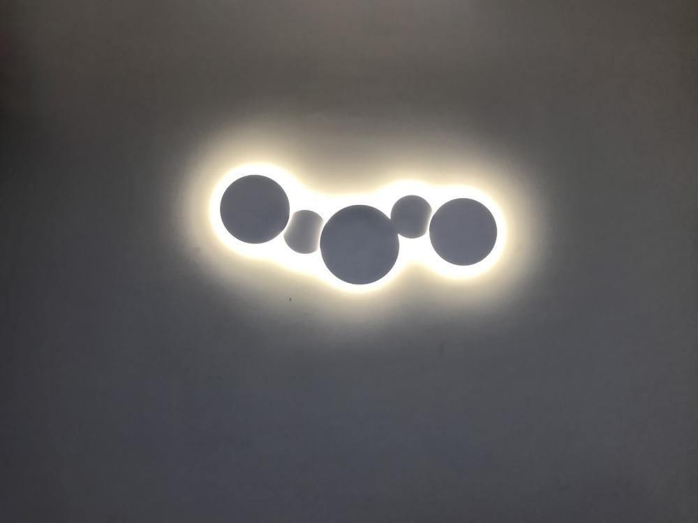 Megan Applique murale à disque géométrique - Neutralighting