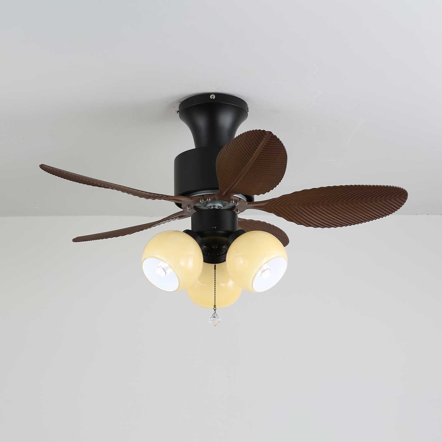 Plafonnier Ventilateur Althea Vintage en Bois, vue latérale