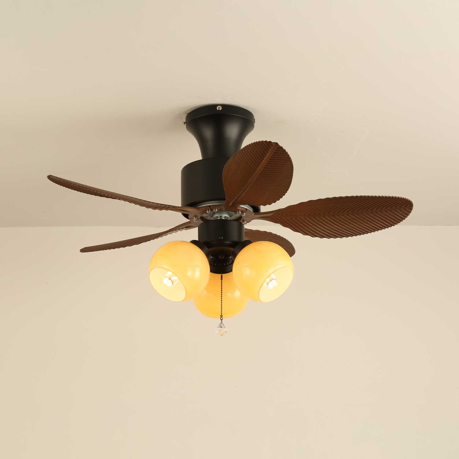 Plafonnier Ventilateur Althea Vintage en Bois, photo d'ambiance dans une chambre