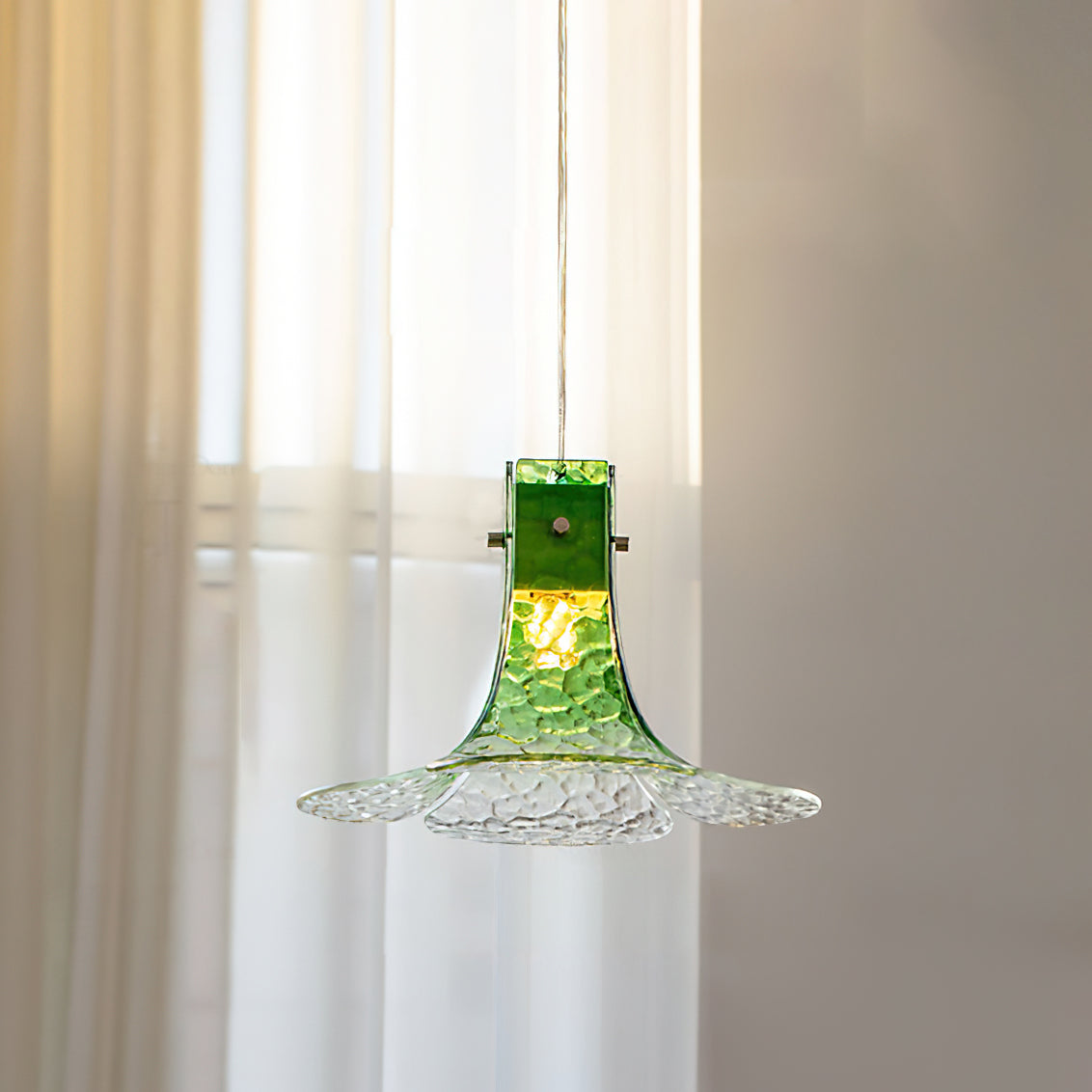 Panya Lampe Pendante en Verre Soufflé à la Main Pétale Organique - Neutralighting