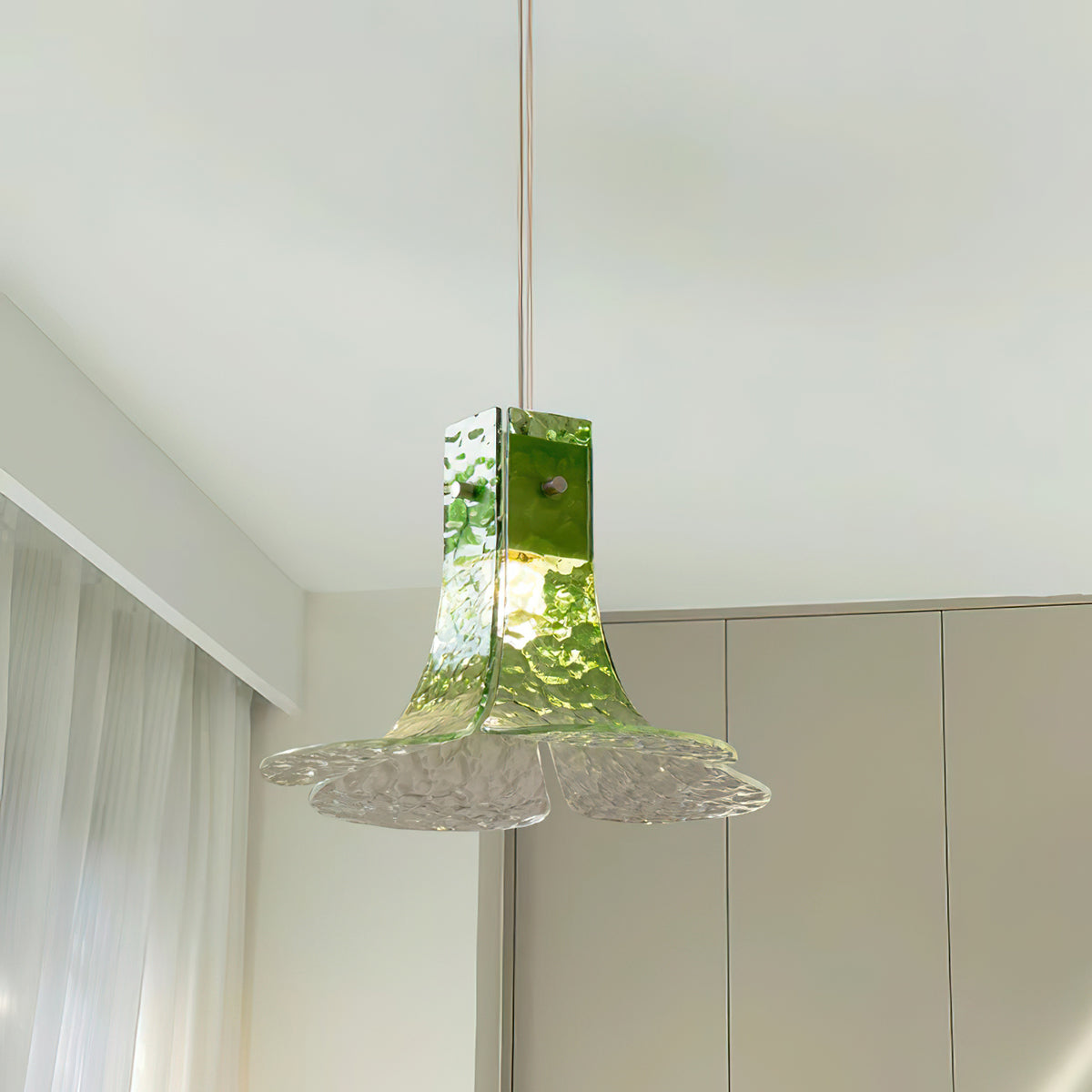 Panya Lampe Pendante en Verre Soufflé à la Main Pétale Organique - Neutralighting