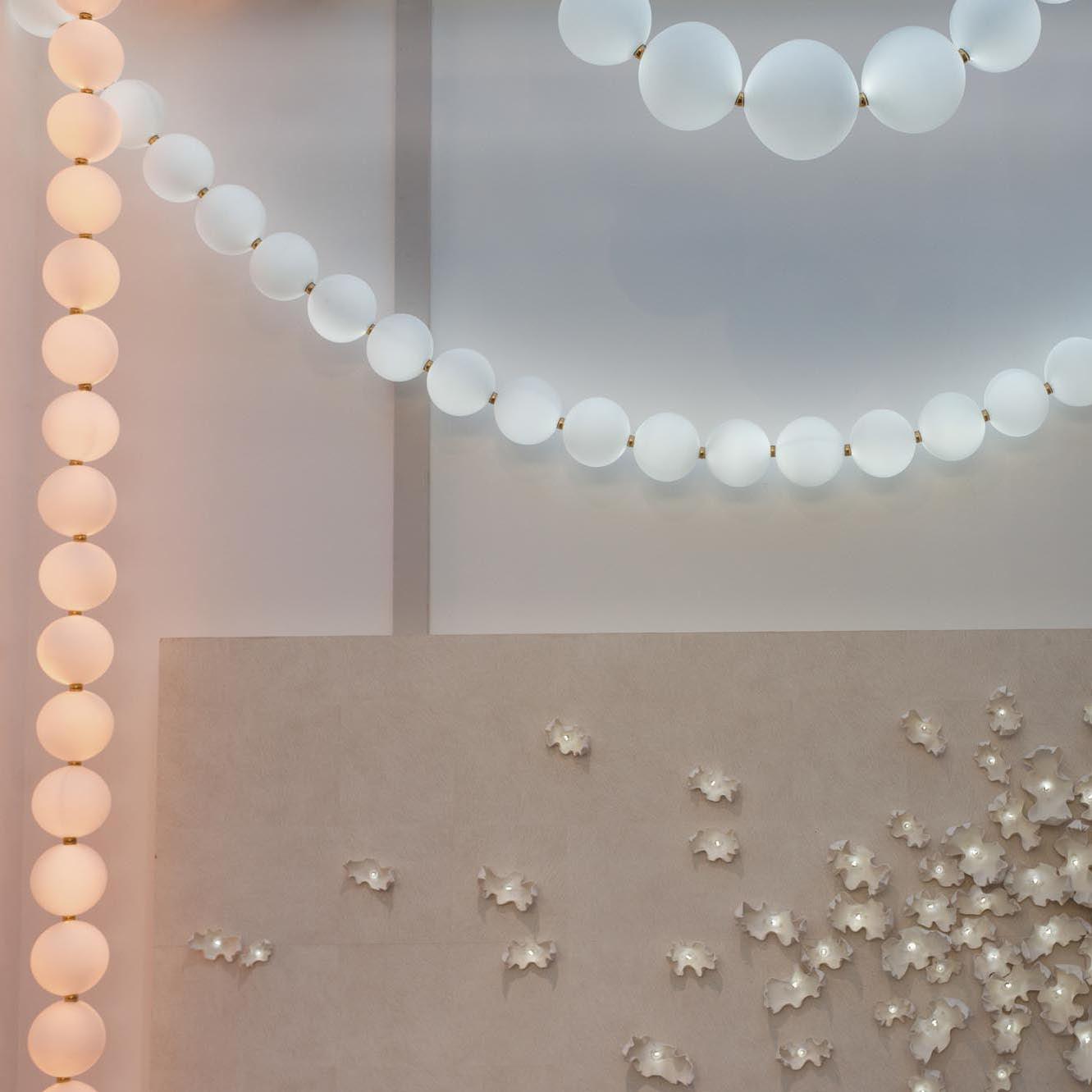 Petal Chandelier Collier de Perles Luxueux - Neutralighting