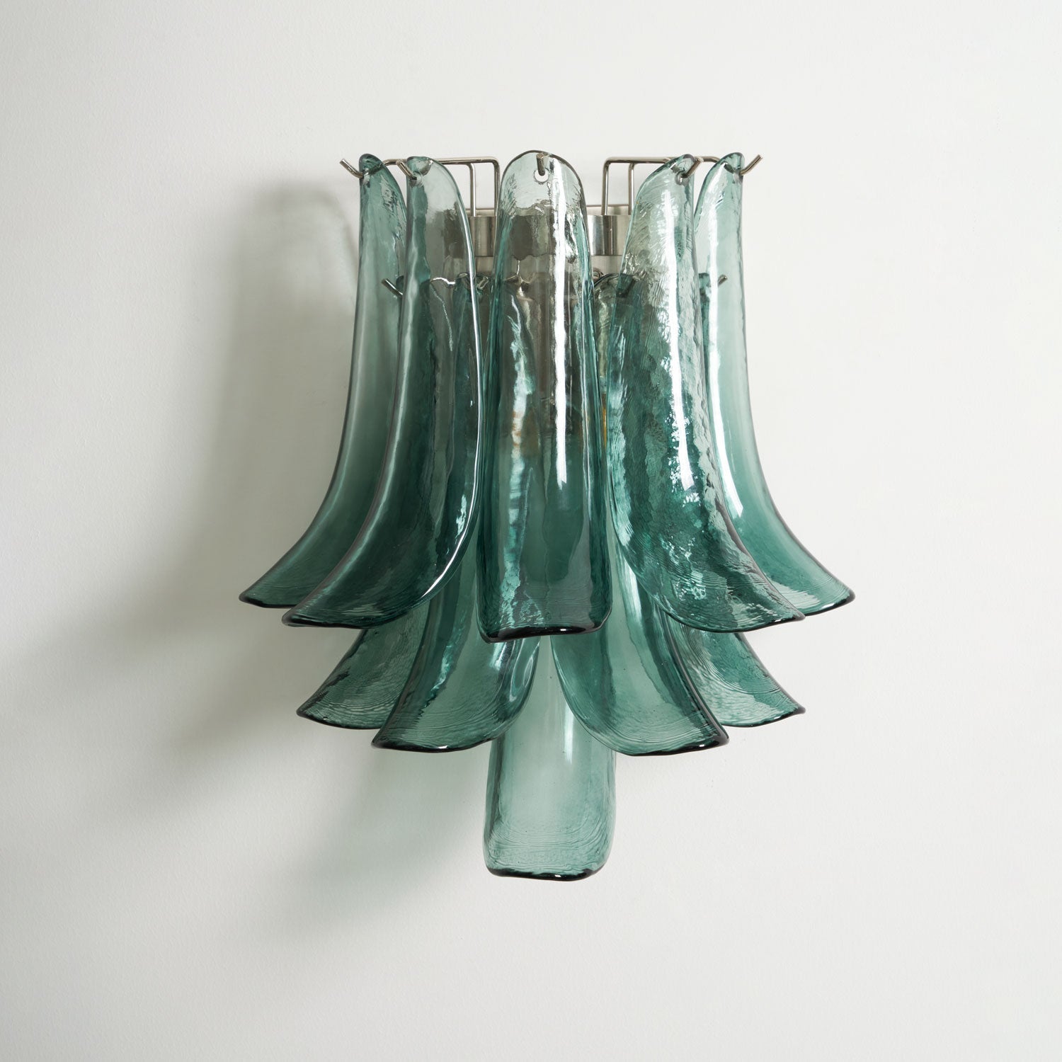 Aurora Wall Light Petal Shaped Glass Vintage Artistic - Letslighting