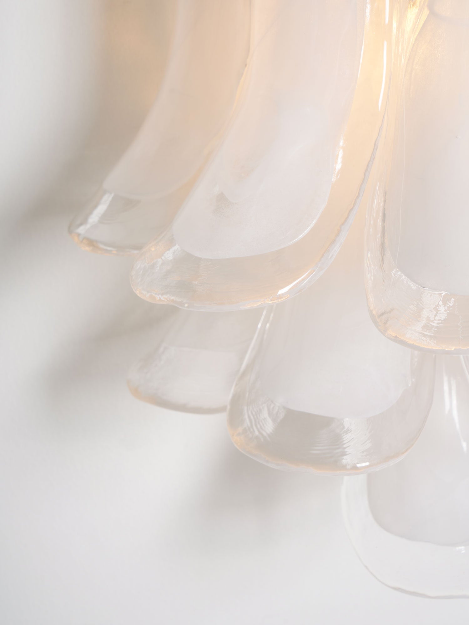 Aurora Wall Light Petal Shaped Glass Vintage Artistic - Letslighting