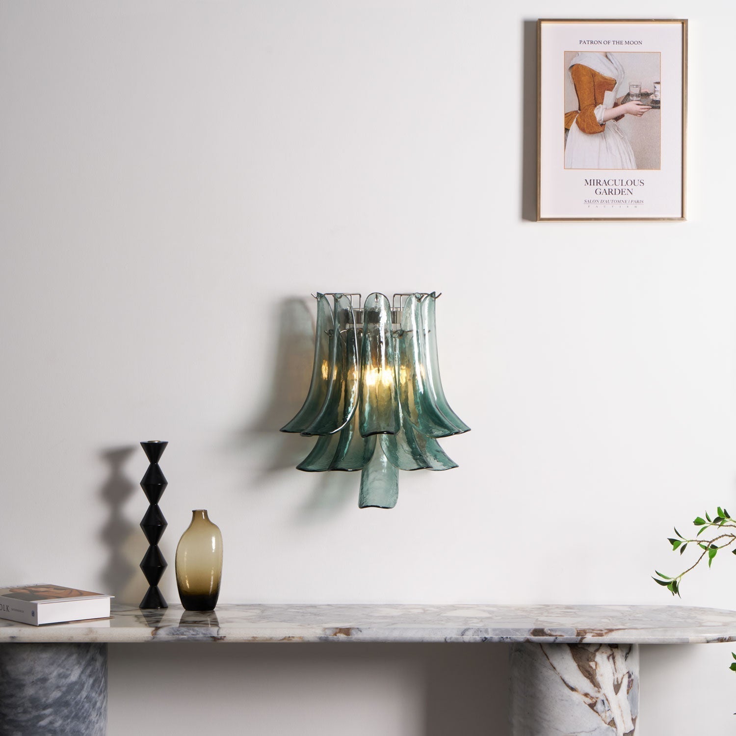 Aurora Wall Light Petal Shaped Glass Vintage Artistic - Letslighting